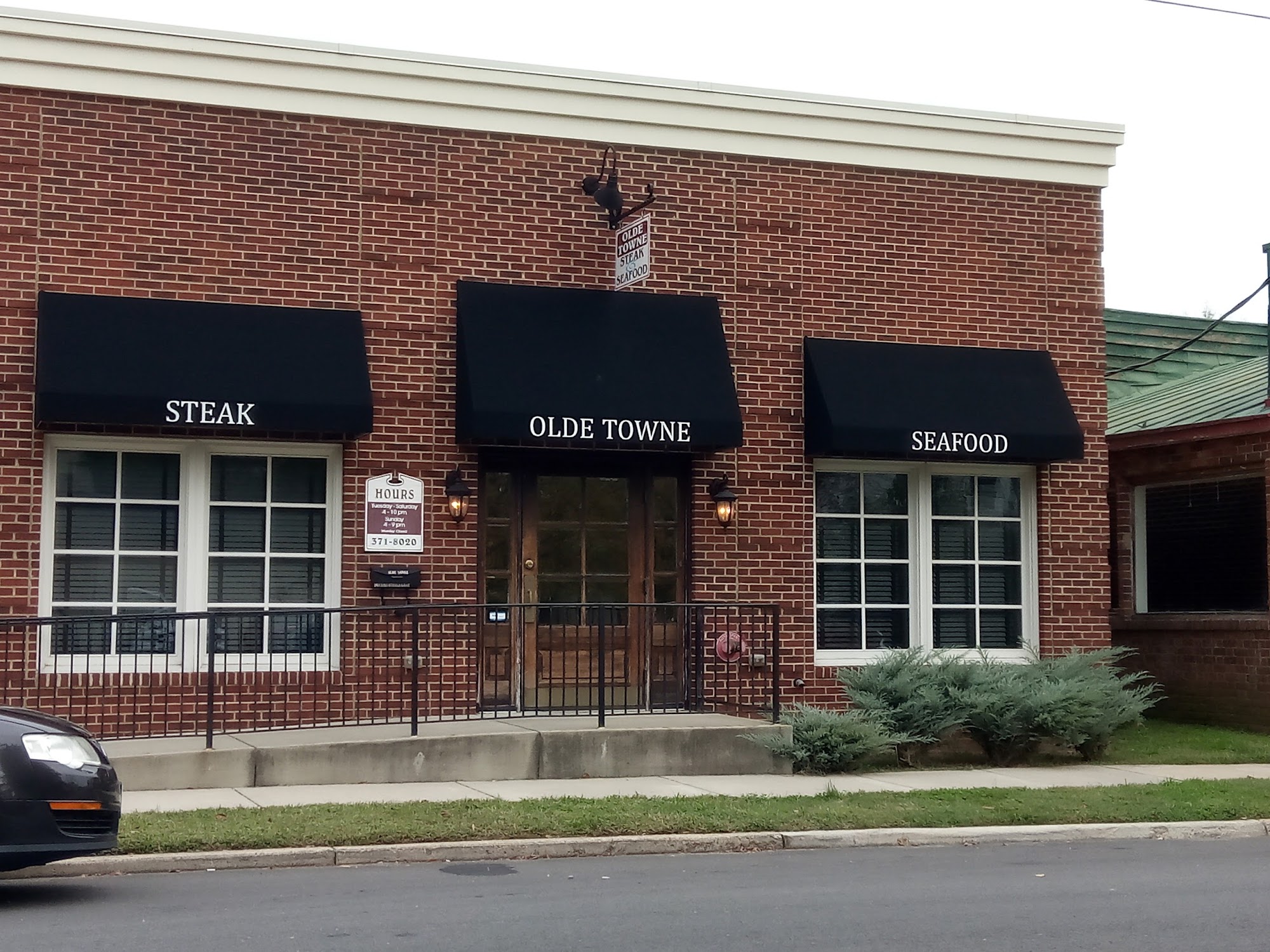 Olde Towne Steak & Seafood