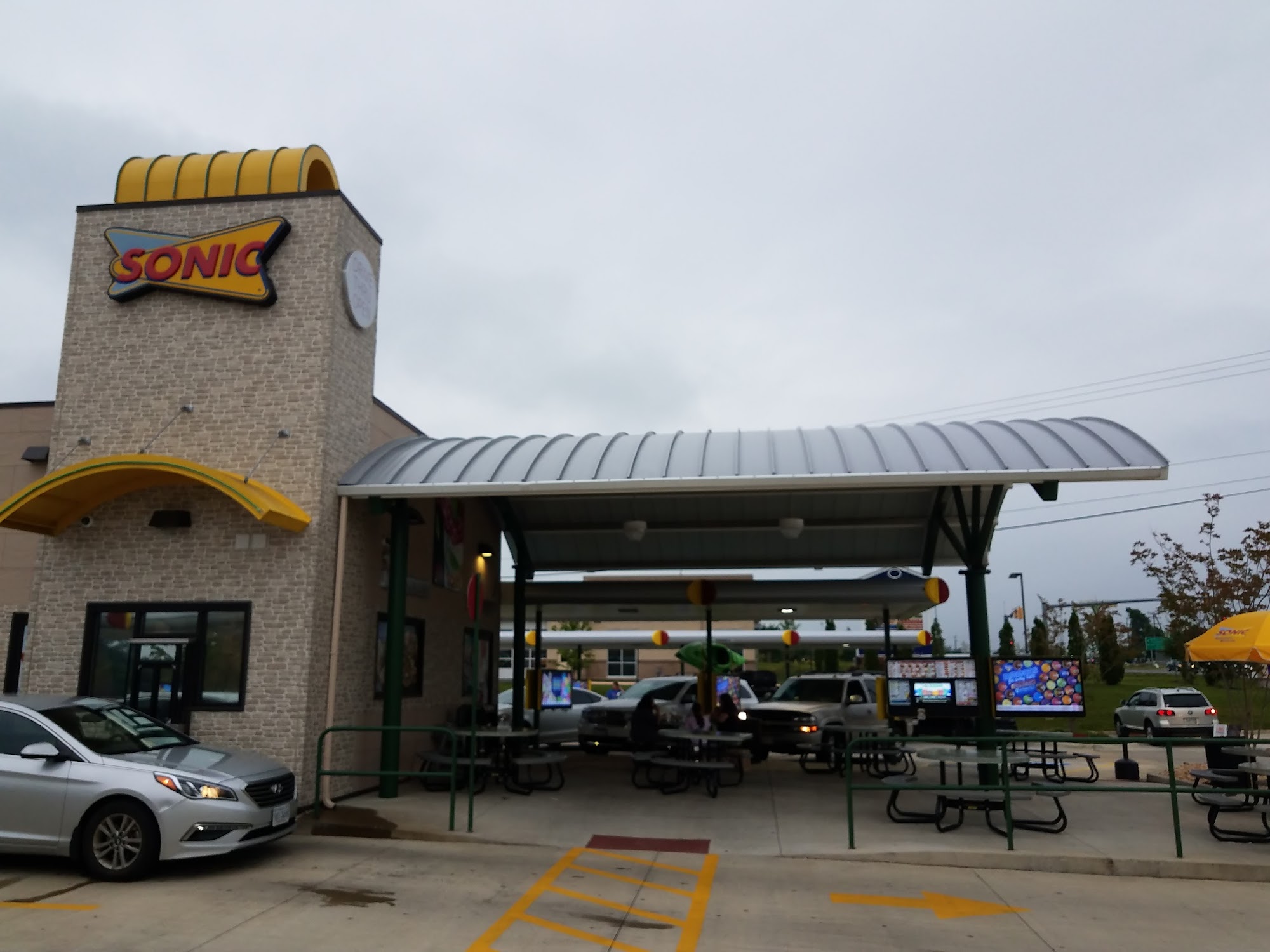 Sonic Drive-In