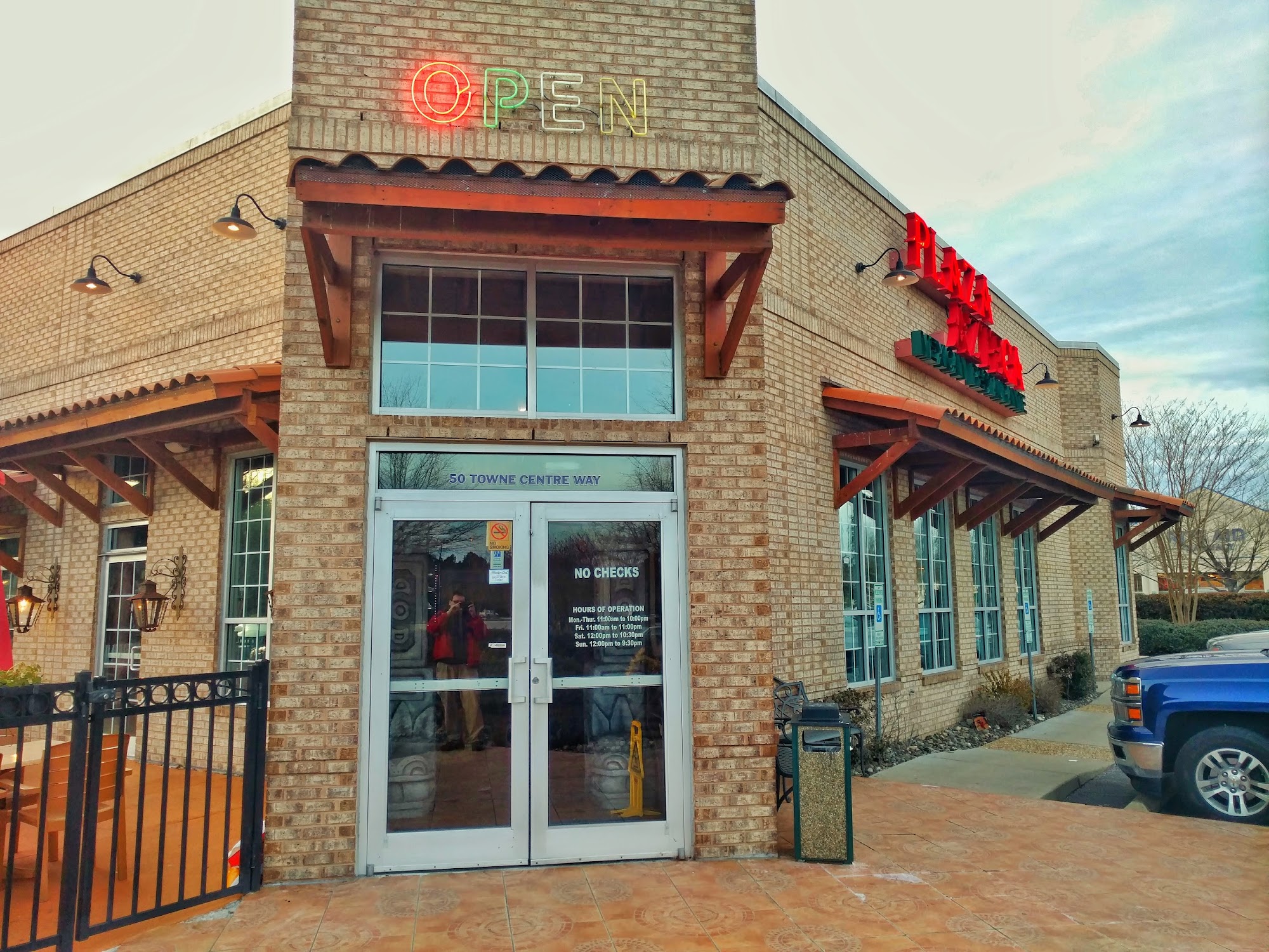 Plaza Azteca Mexican Restaurant · Hampton