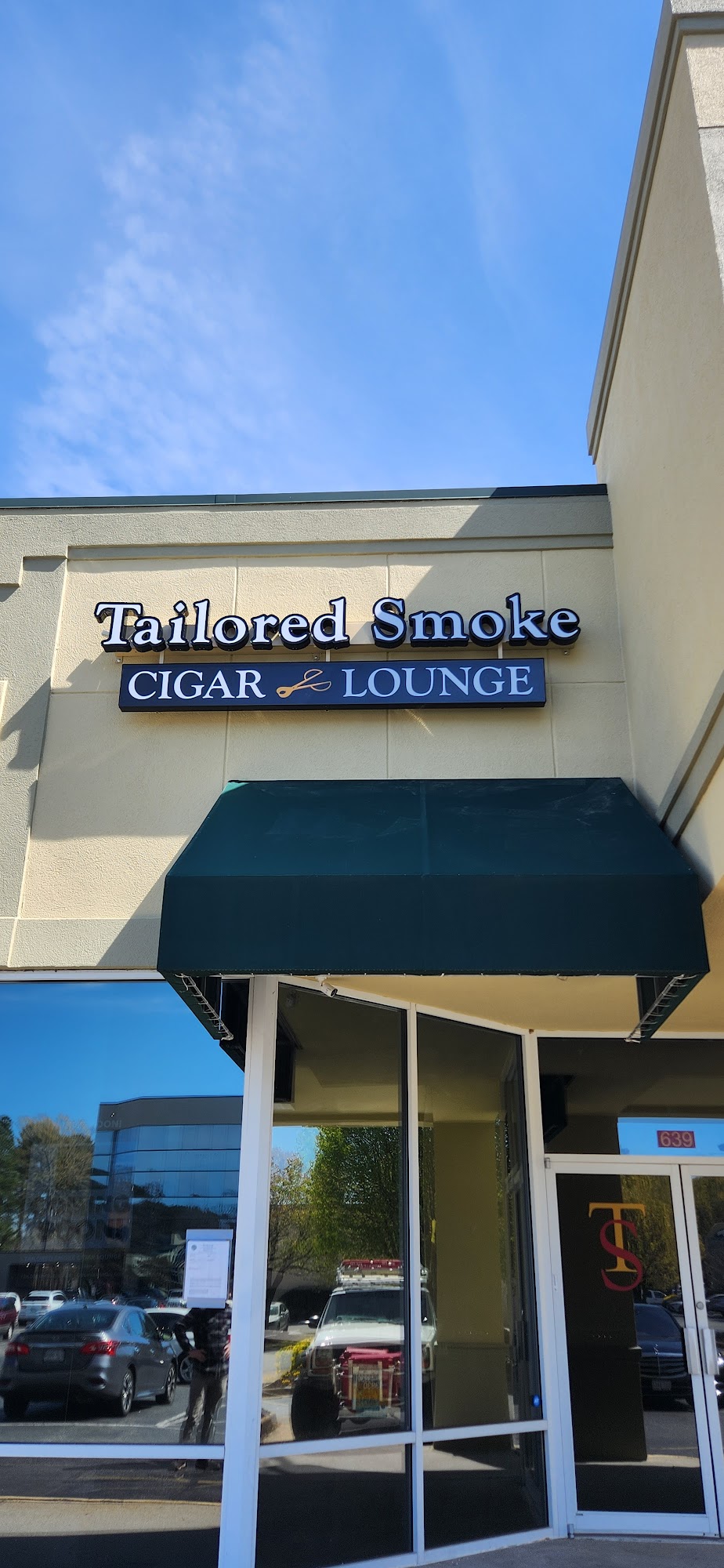 Tailored Smoke Cigar Lounge