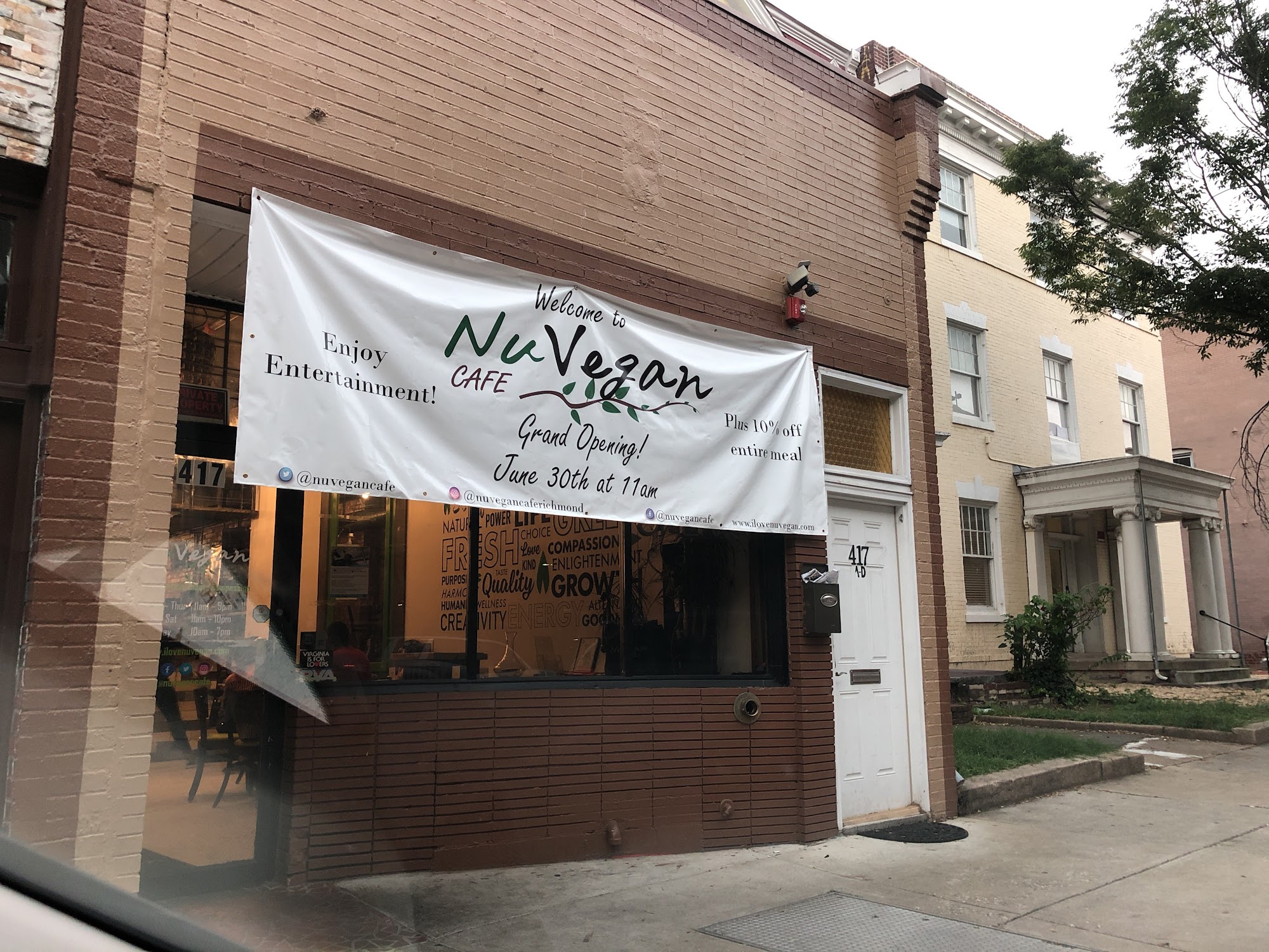 NuVegan Cafe