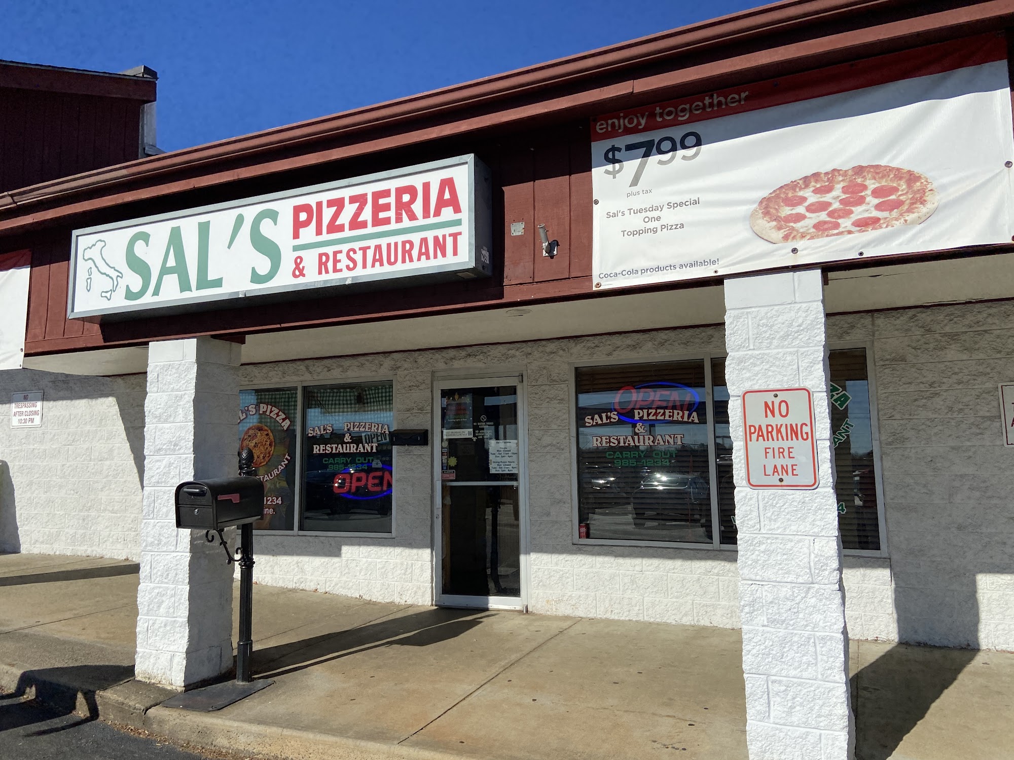 Sal's Pizzeria and Restaurant