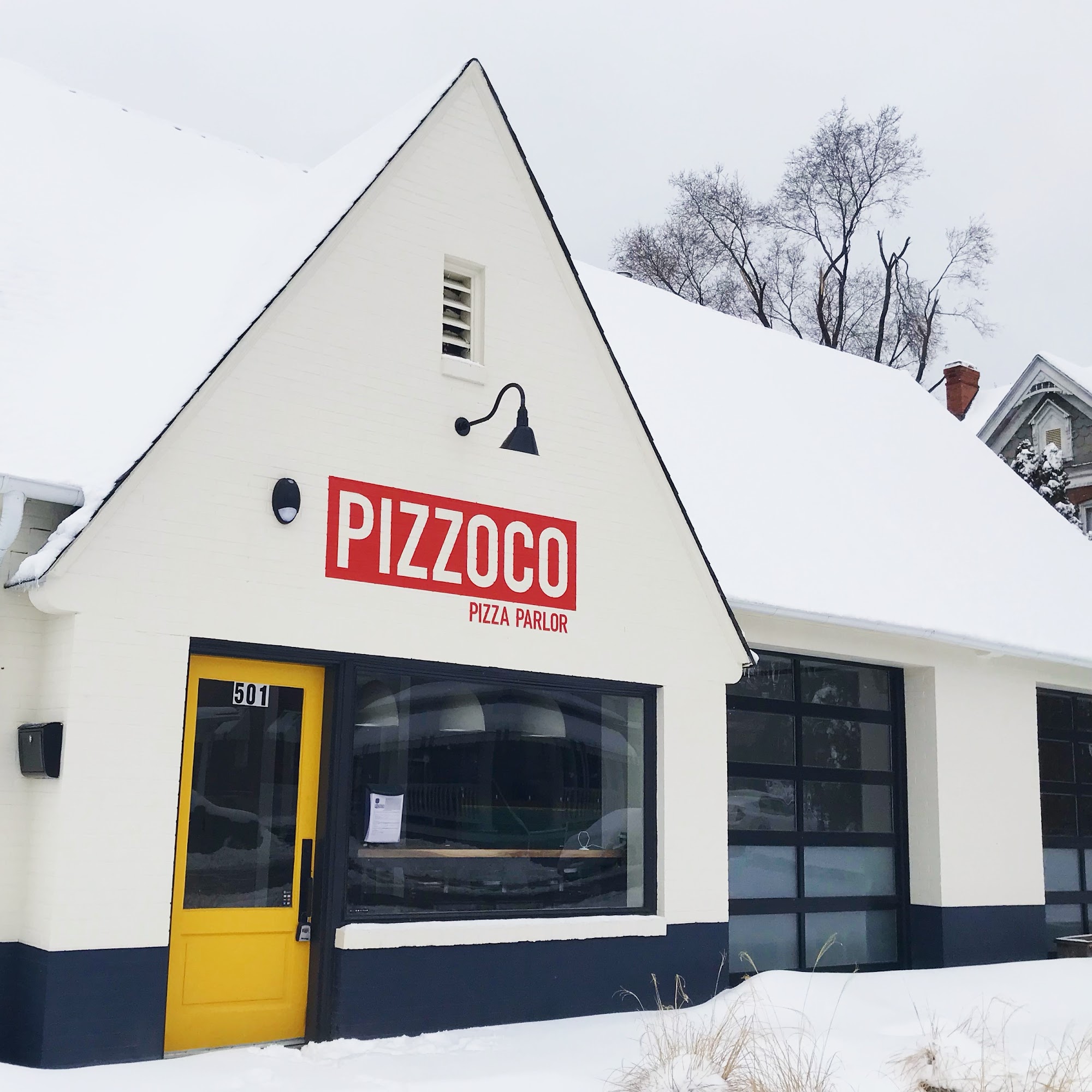 Pizzoco Pizza Parlor