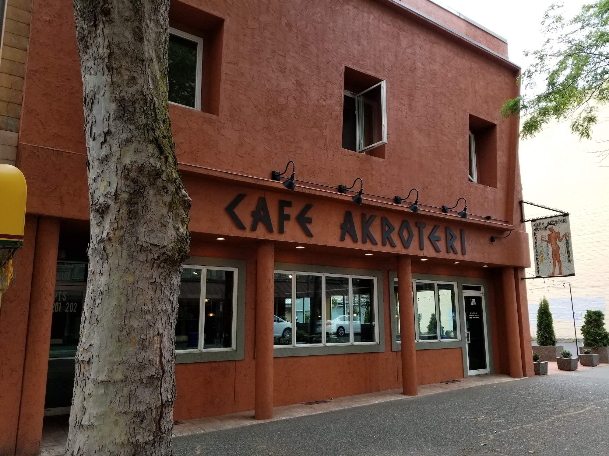 Cafe Akroteri