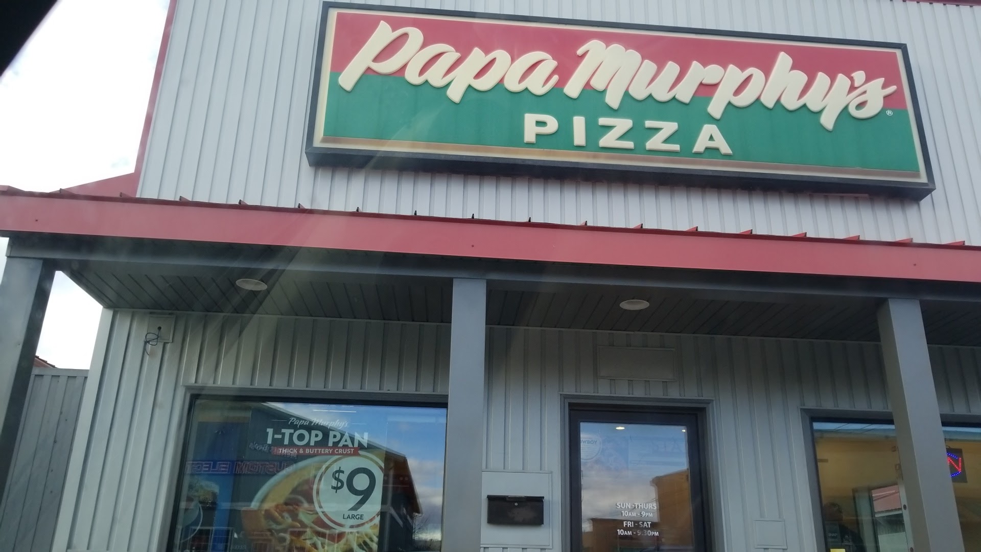 Papa Murphy's | Take 'N' Bake Pizza