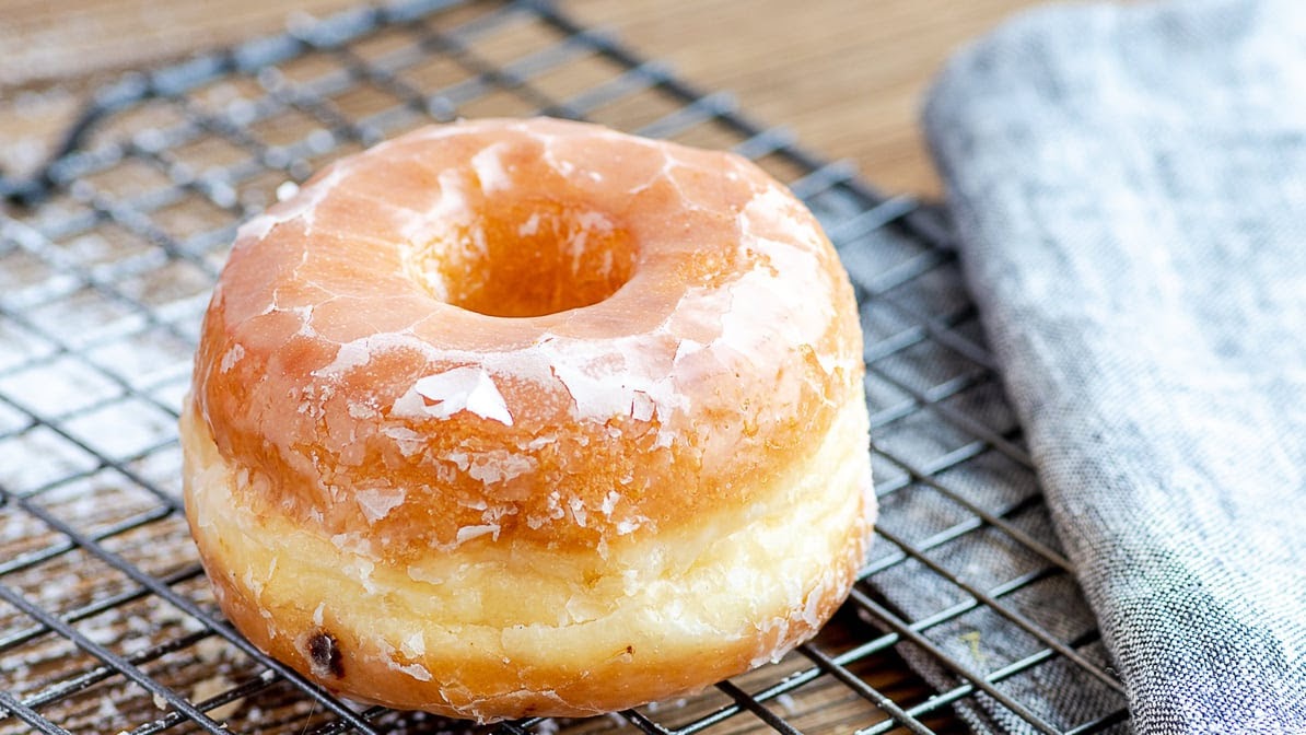 Simple and delicious donut shop