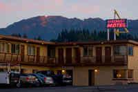 Aircrest Motel