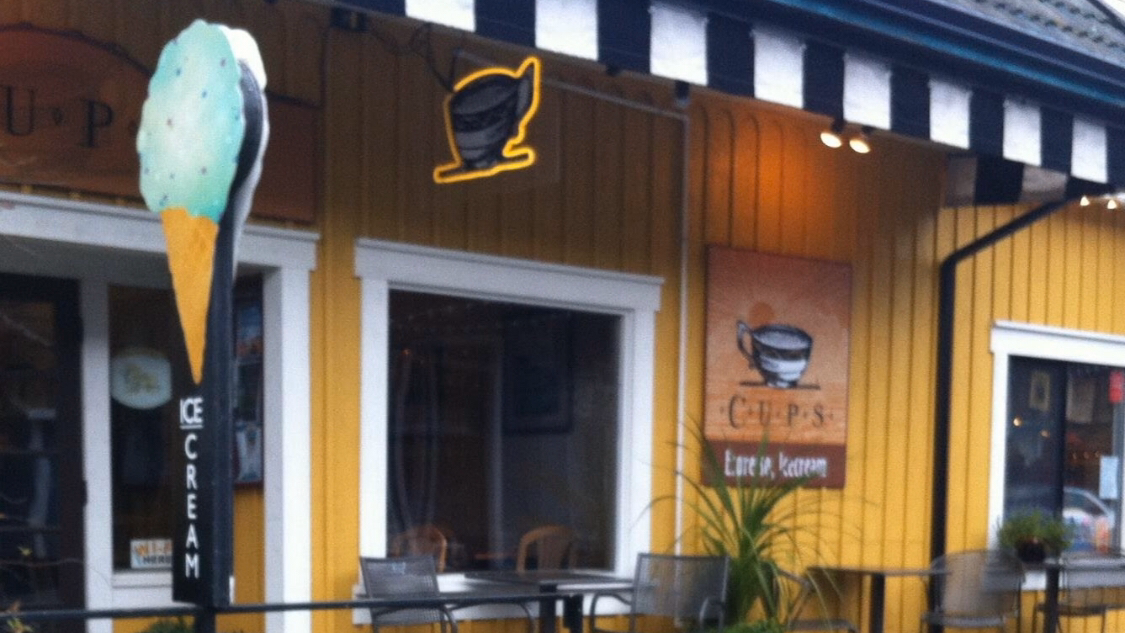 Cups Espresso & Cafe Poulsbo