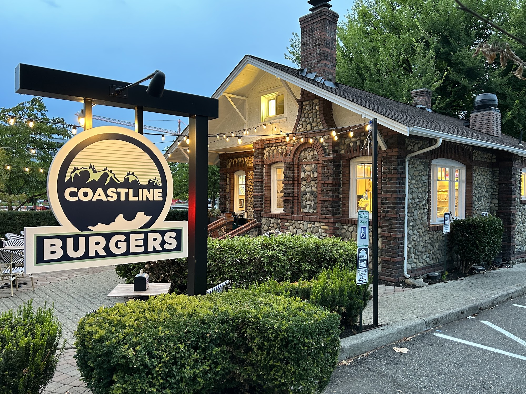 Coastline Burgers Redmond