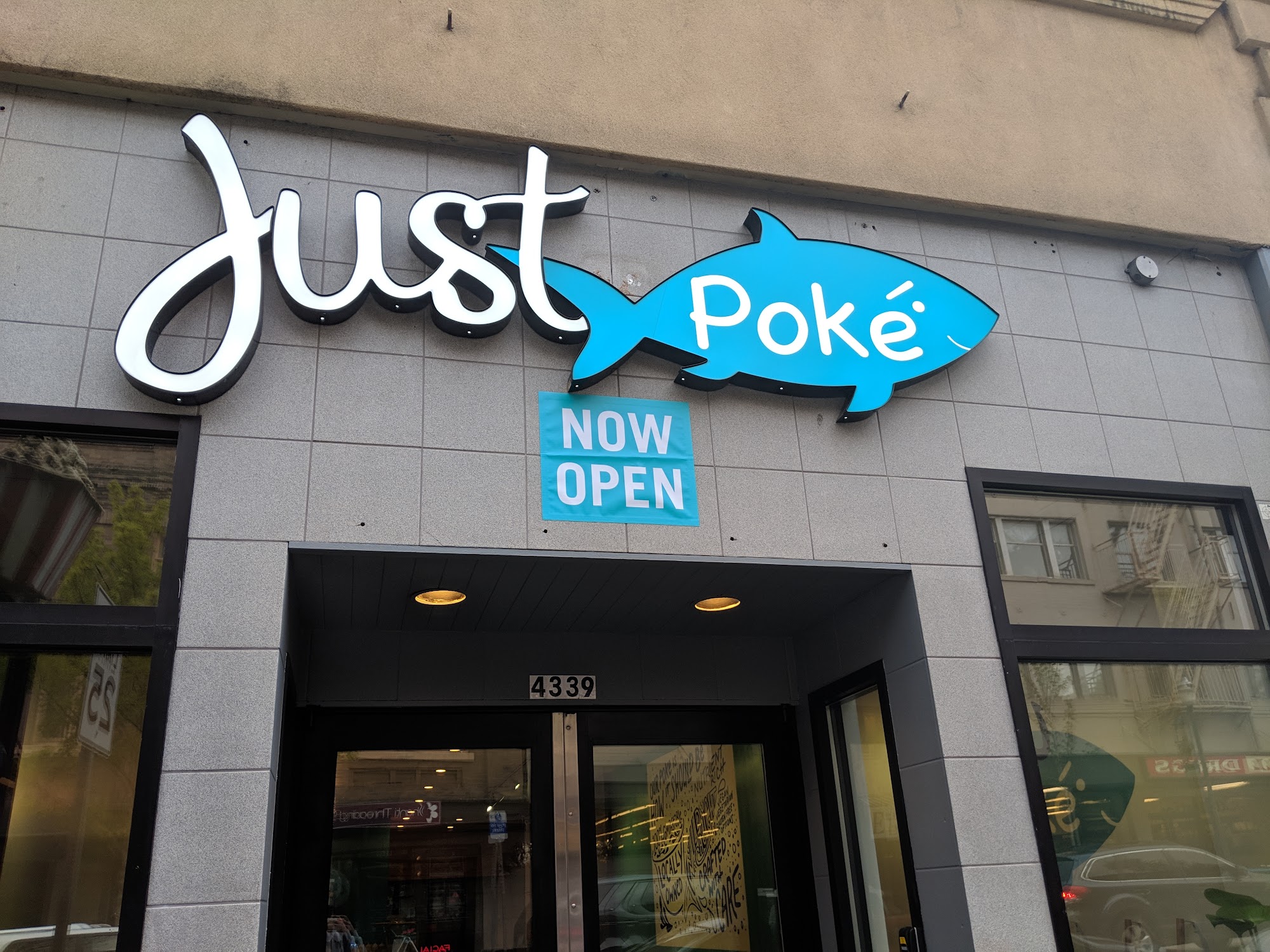 Just Poké U-District