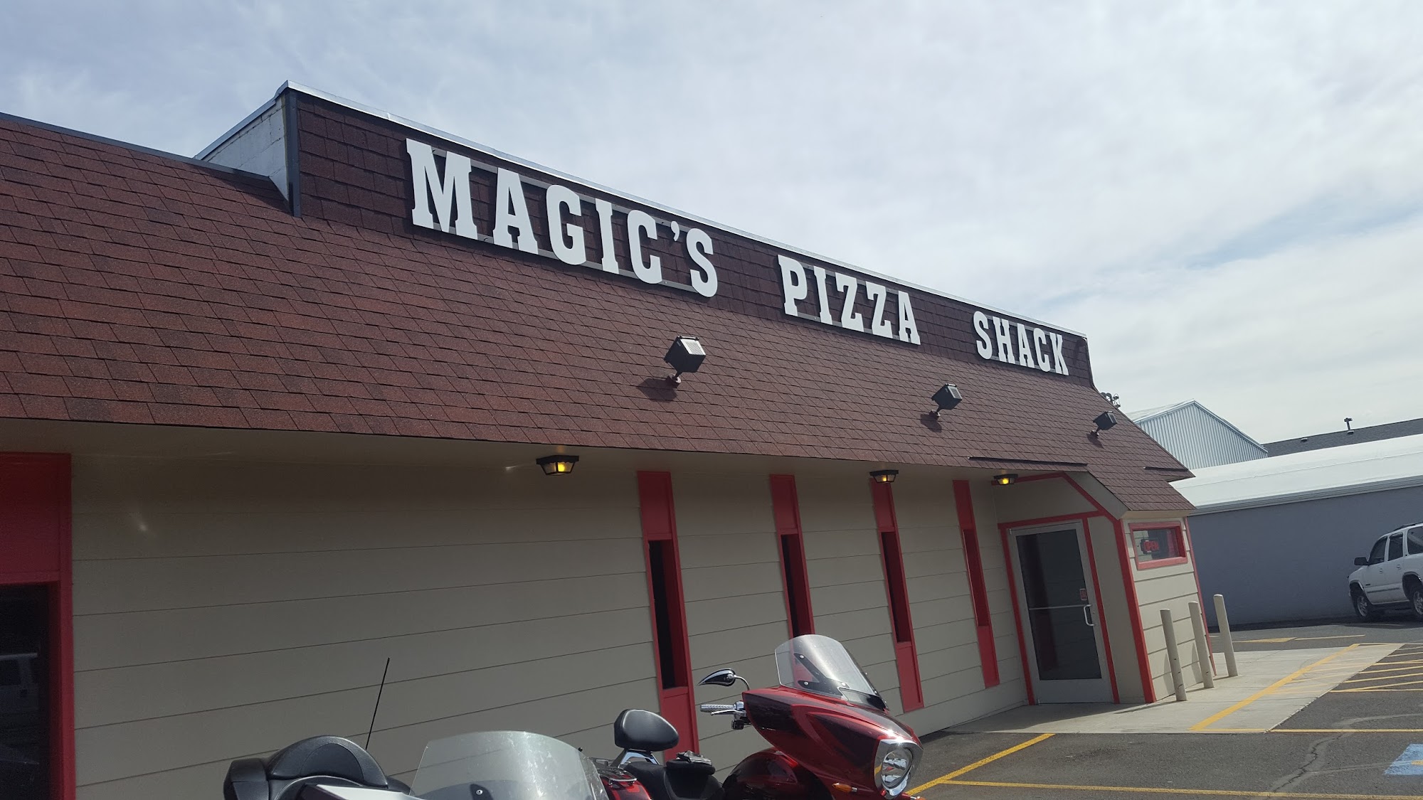 Magic's Pizza Shack