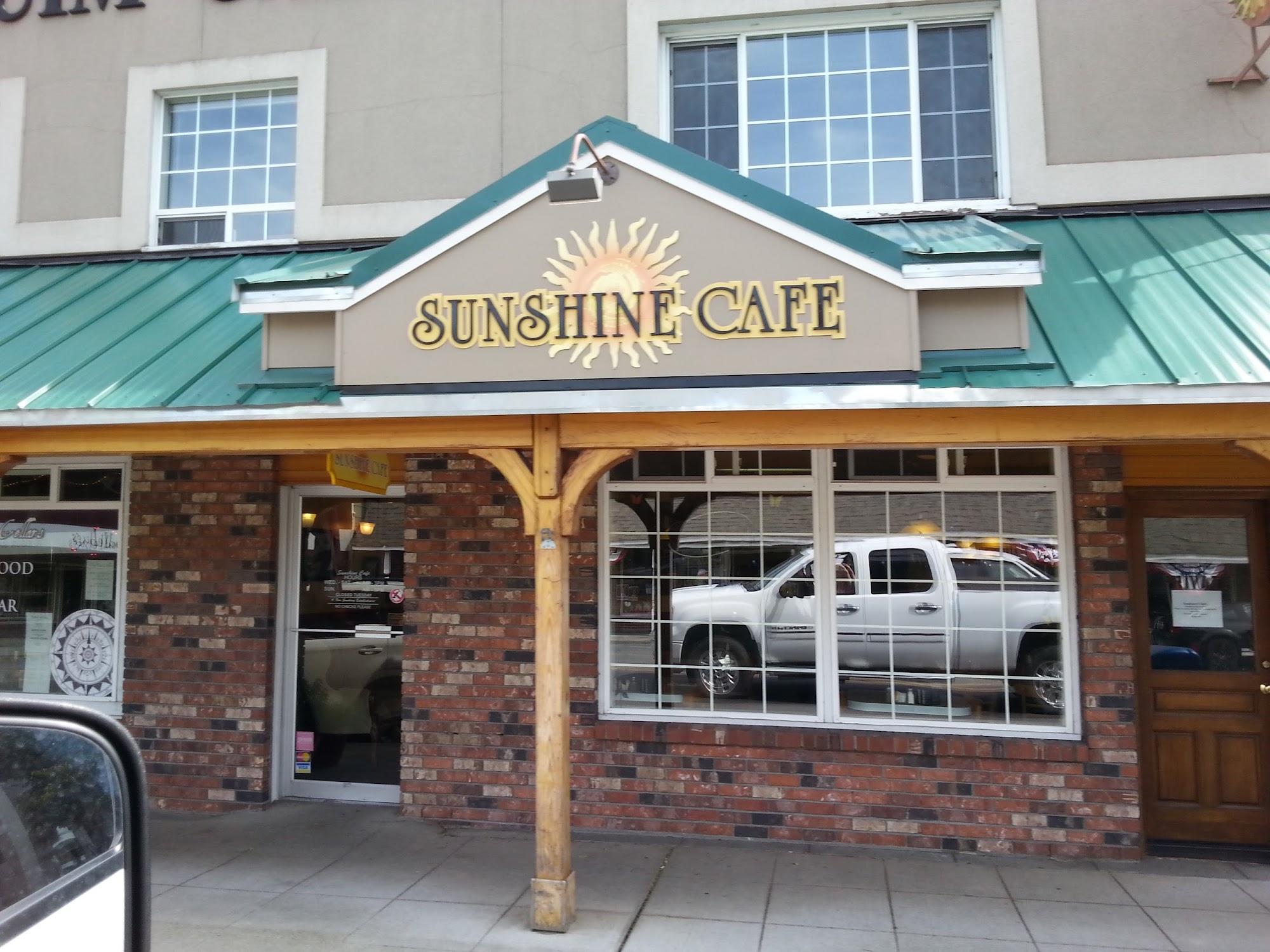 Sunshine Cafe