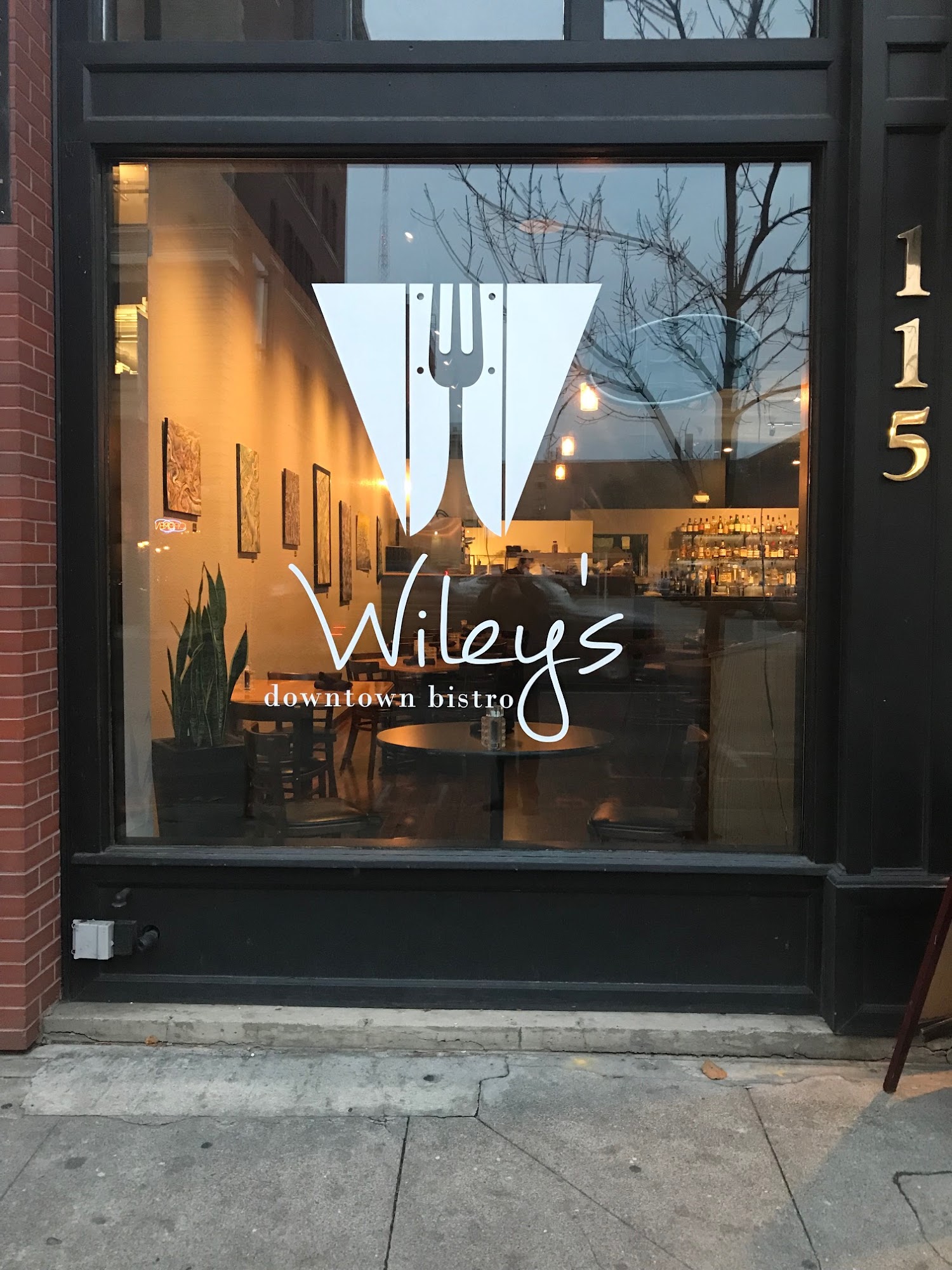 Wiley's downtown bistro
