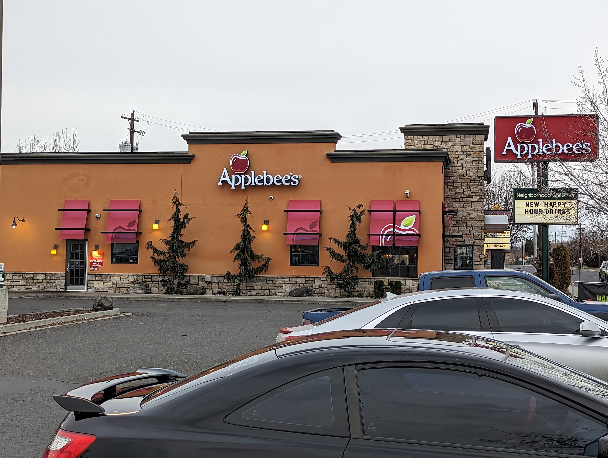 Applebee's Grill + Bar