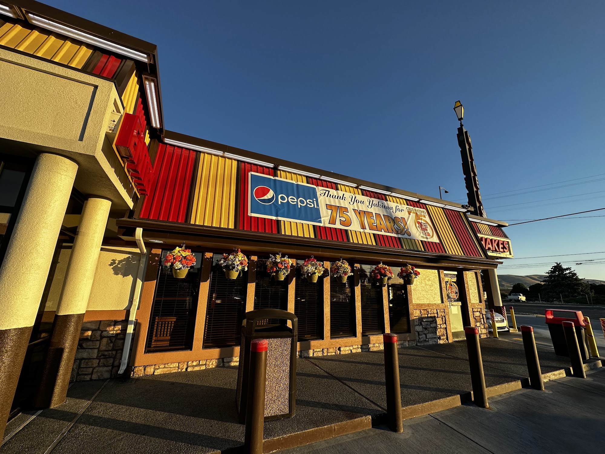 Miner's Drive-In Restaurant