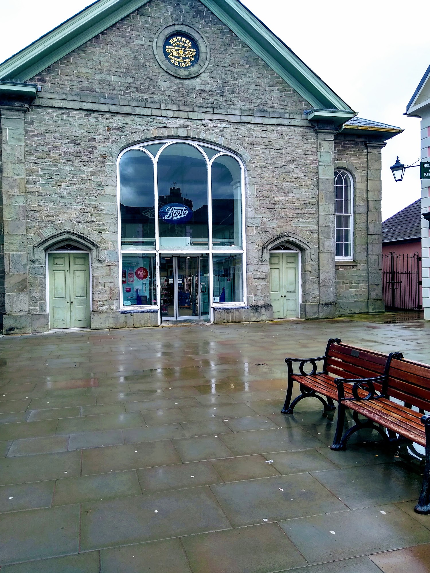 Boots Brecon