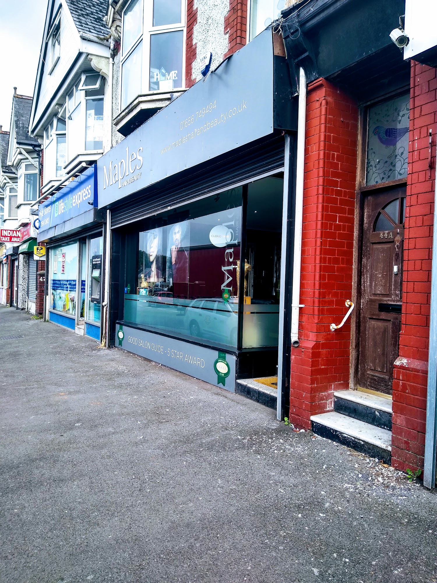 Family Shopper Pyle Stores & Hermes Parcelshop Shops Near Margam