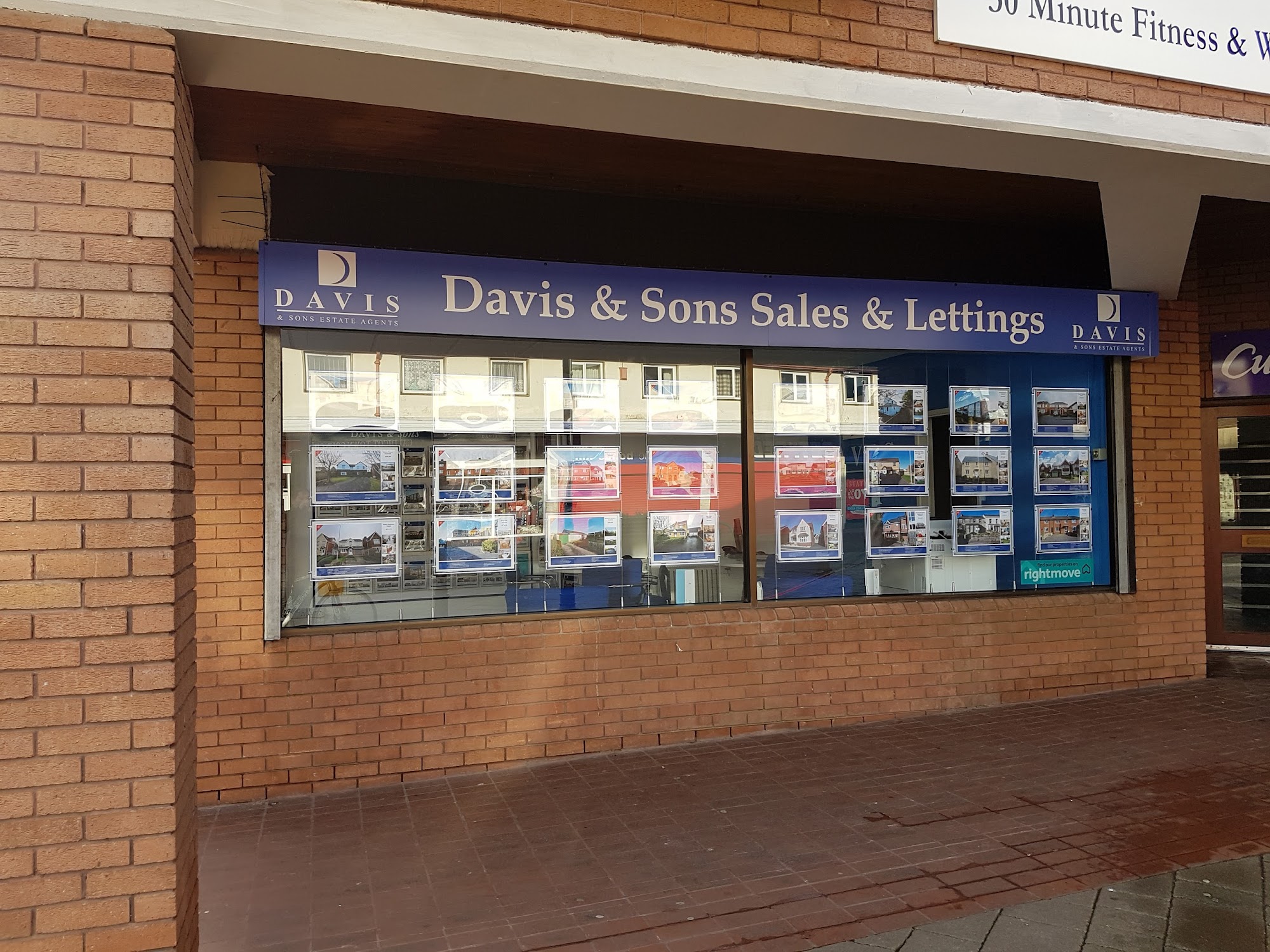 Davis & Sons, Caldicot