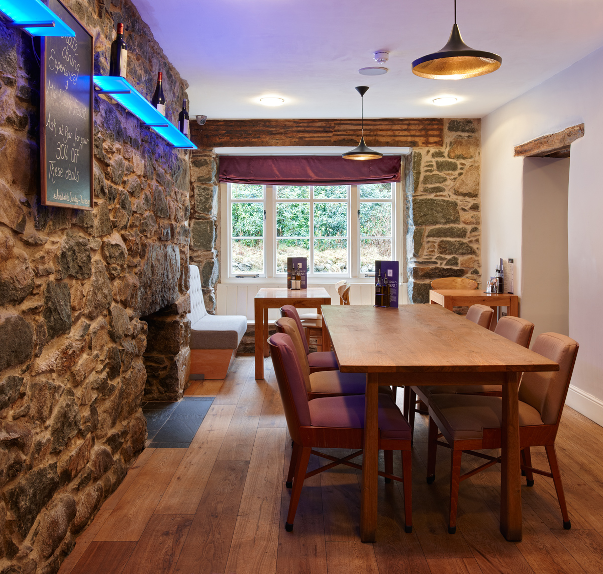 Cross Foxes - Bar Grill Rooms A487, Brithdir, Dolgellau