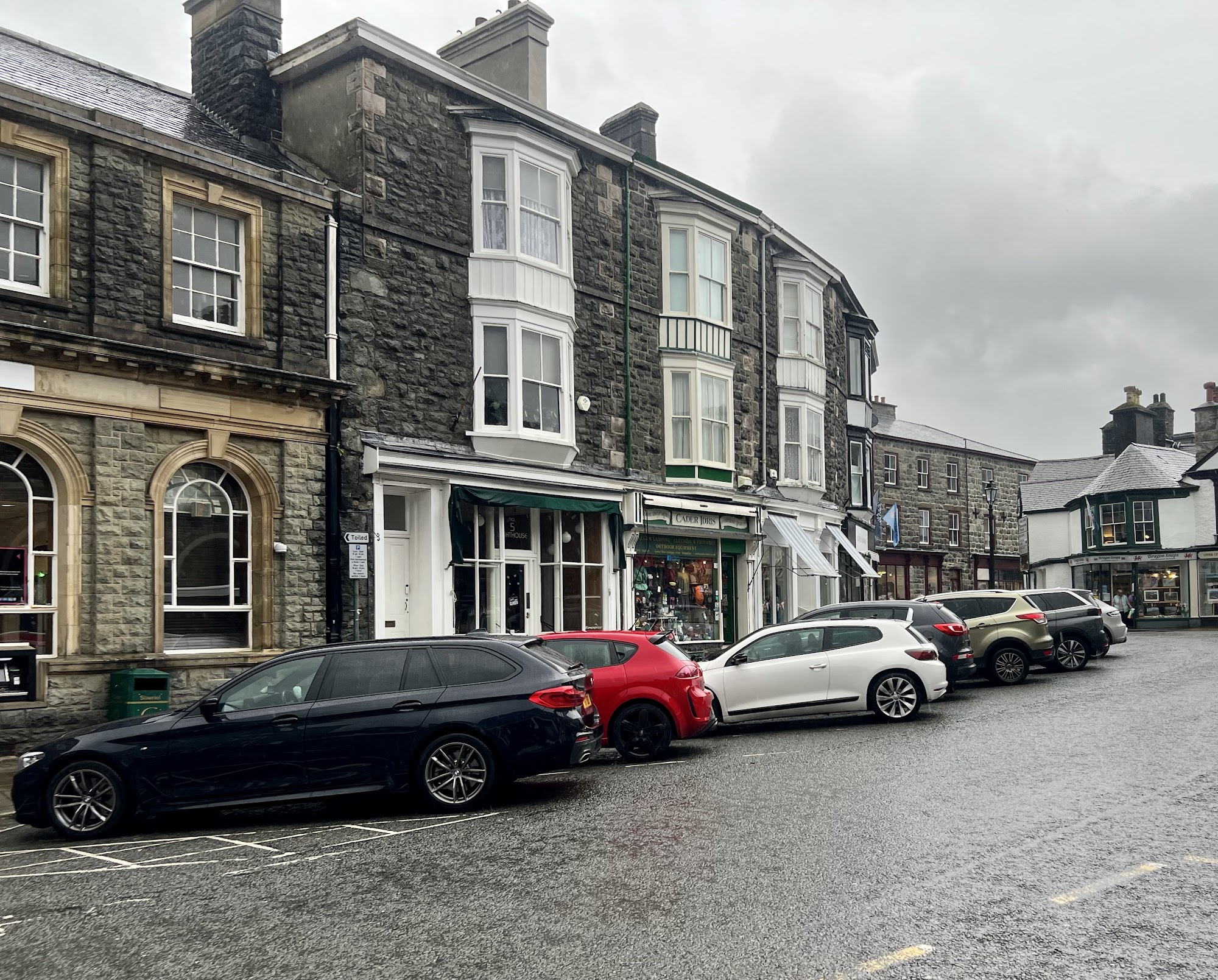 Cader Idris Outdoor Gear Shop (not 'Cadair Idris' the mountain)