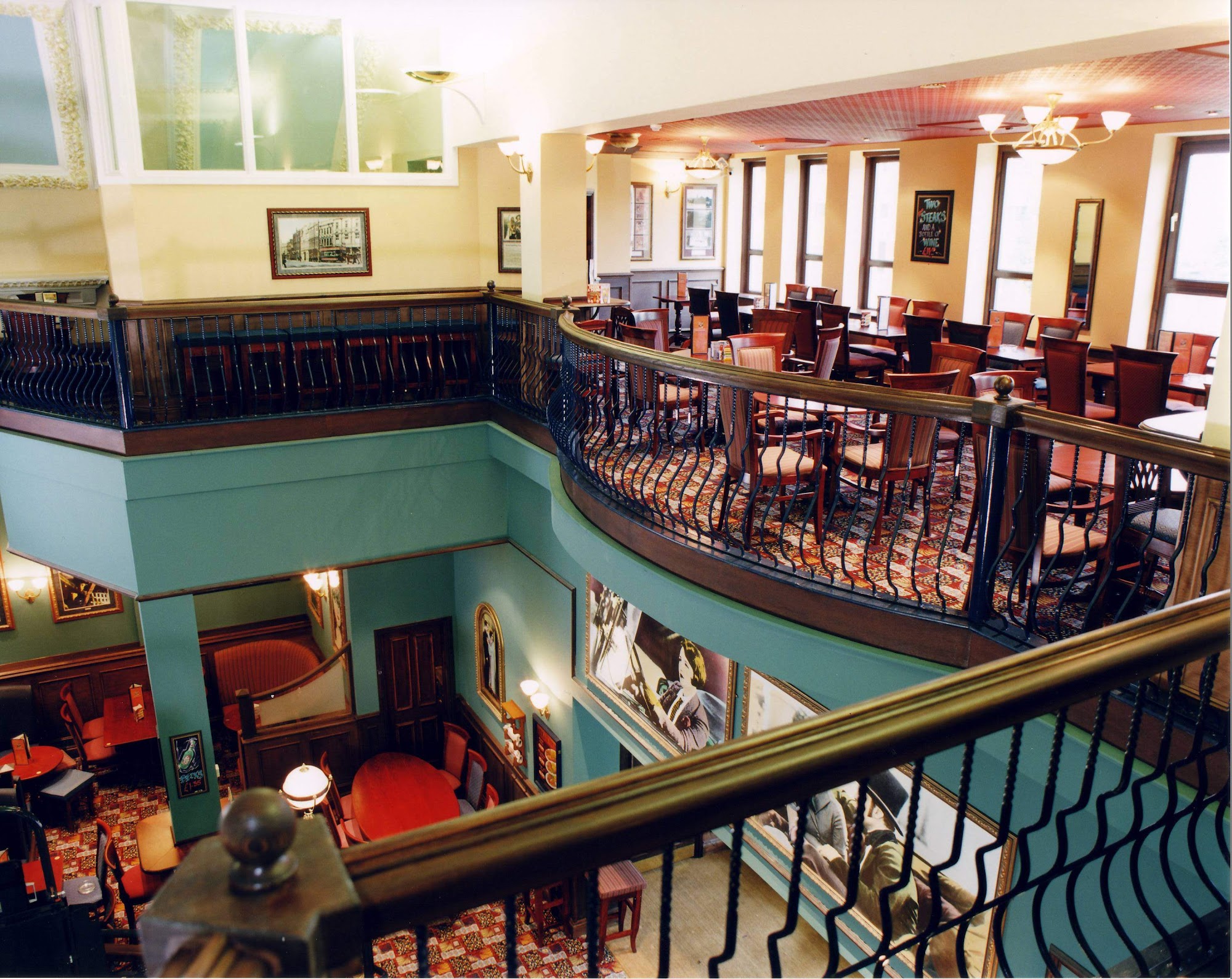 The York Palace - JD Wetherspoon 51 Stepney St, Llanelli