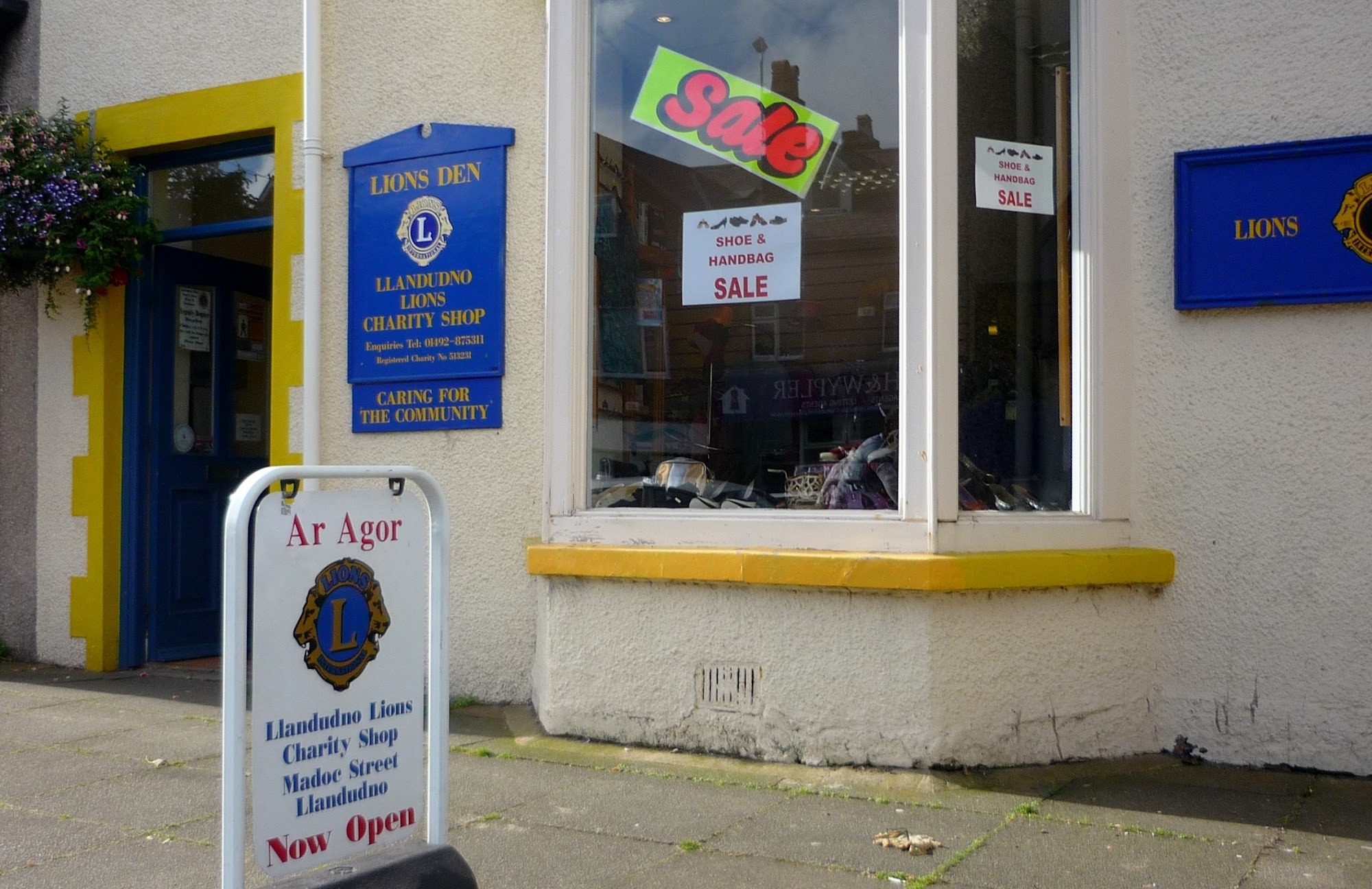 Llandudno Lions Charity Shop Parc Llandudno
