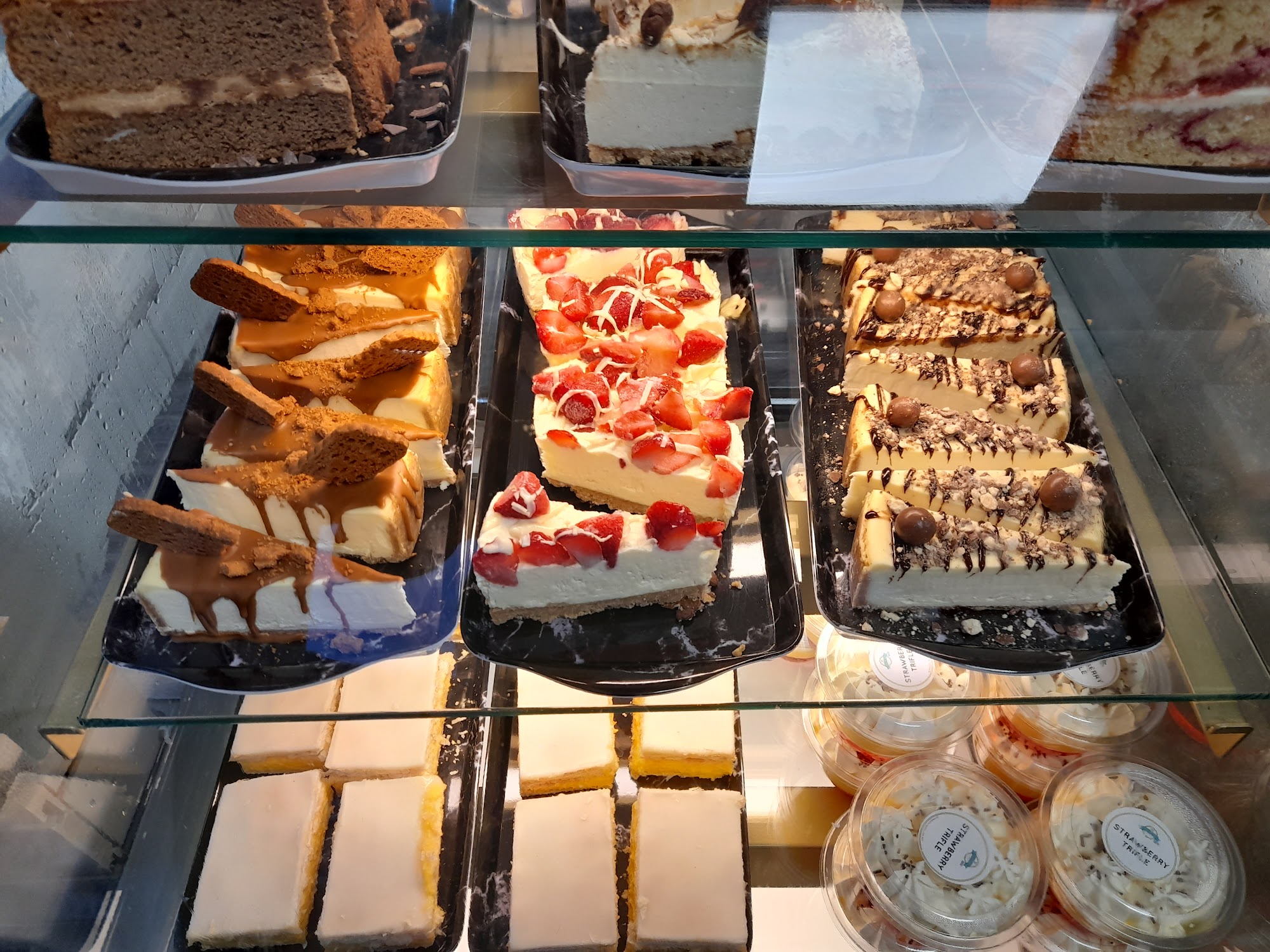 Fun Fillings & Valley Catering 27 Brook St, Tonypandy