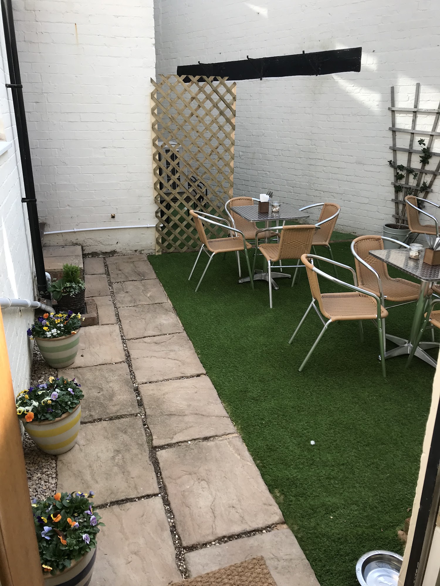 The Village Cafe 48 High St, Bidford-on-Avon, Alcester