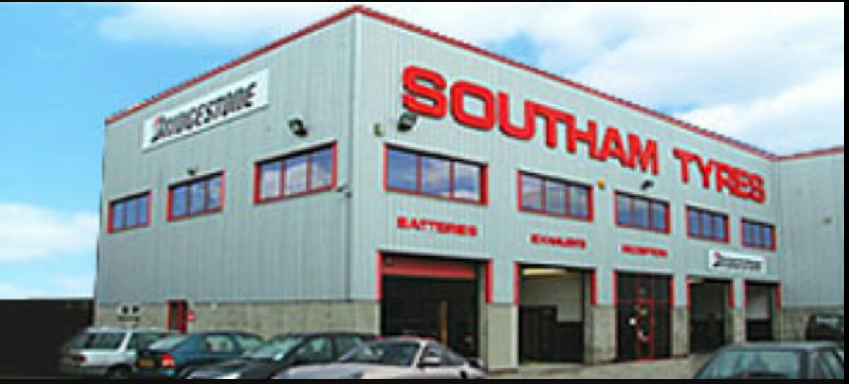 Southam Tyres - Team Protyre
