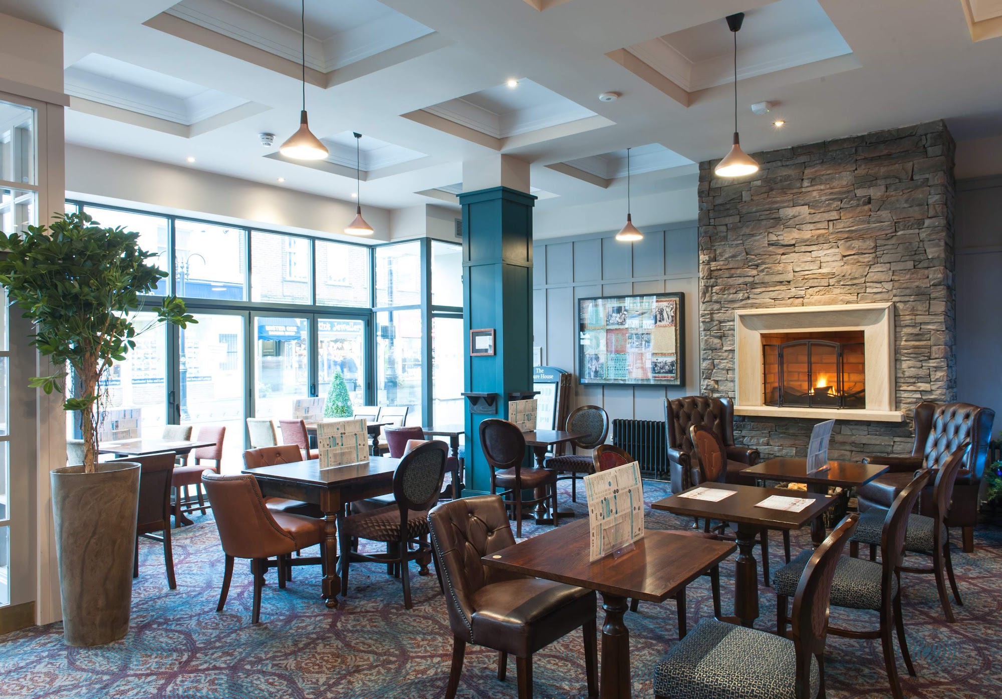 The Picture House - JD Wetherspoon 117, 117a Queen St, Morley, Leeds