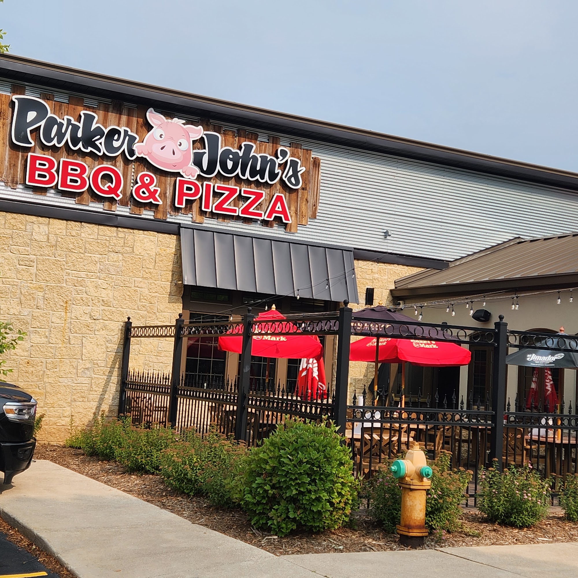 Parker John's BBQ & Pizza