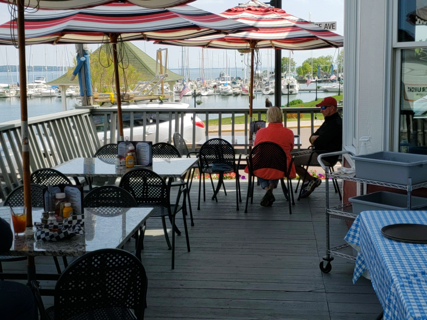 Pier Plaza Restaurant