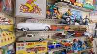 Absolute Collectibles Toys & Antiques