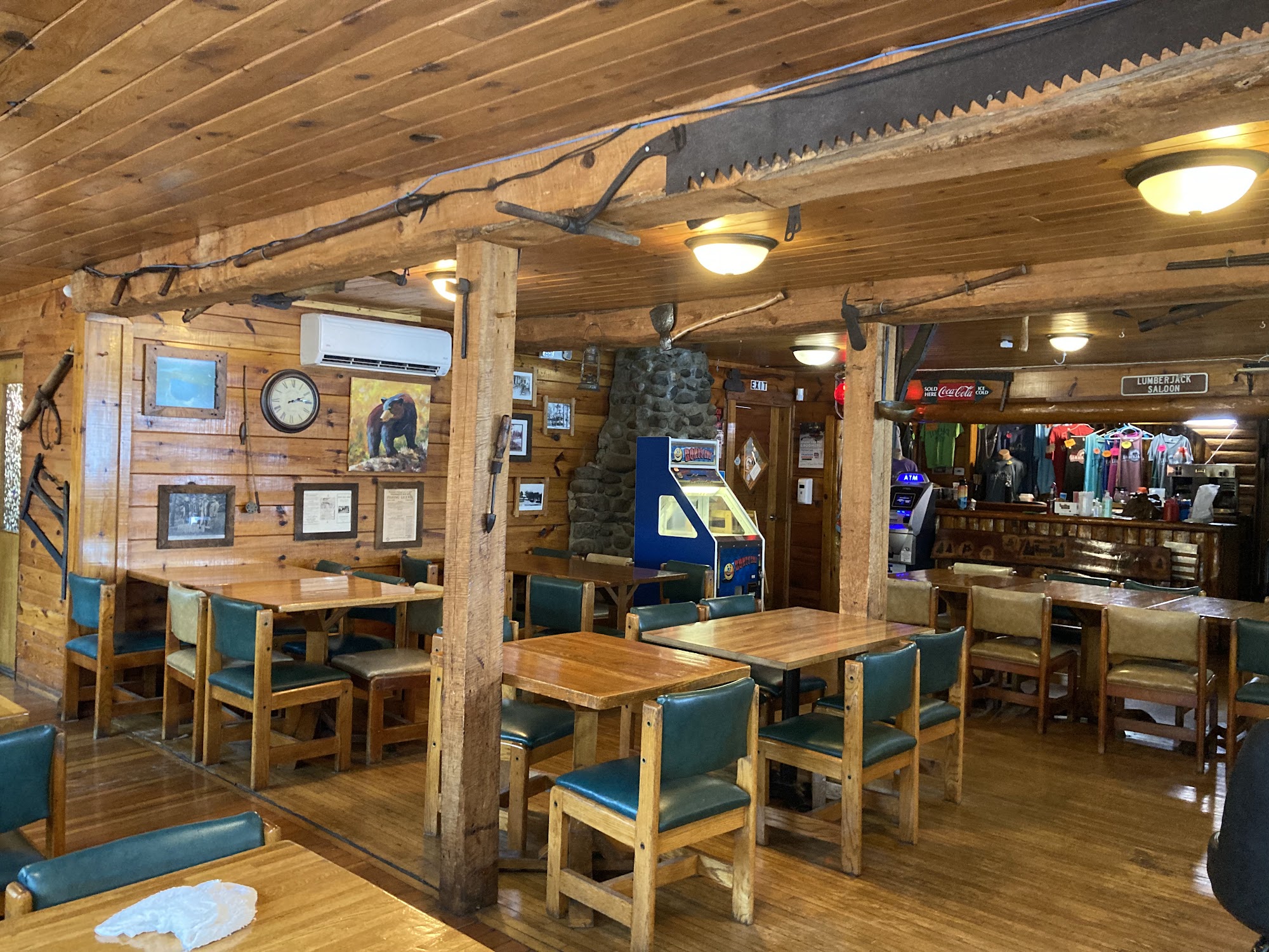 Lumberjack Saloon & Eatery