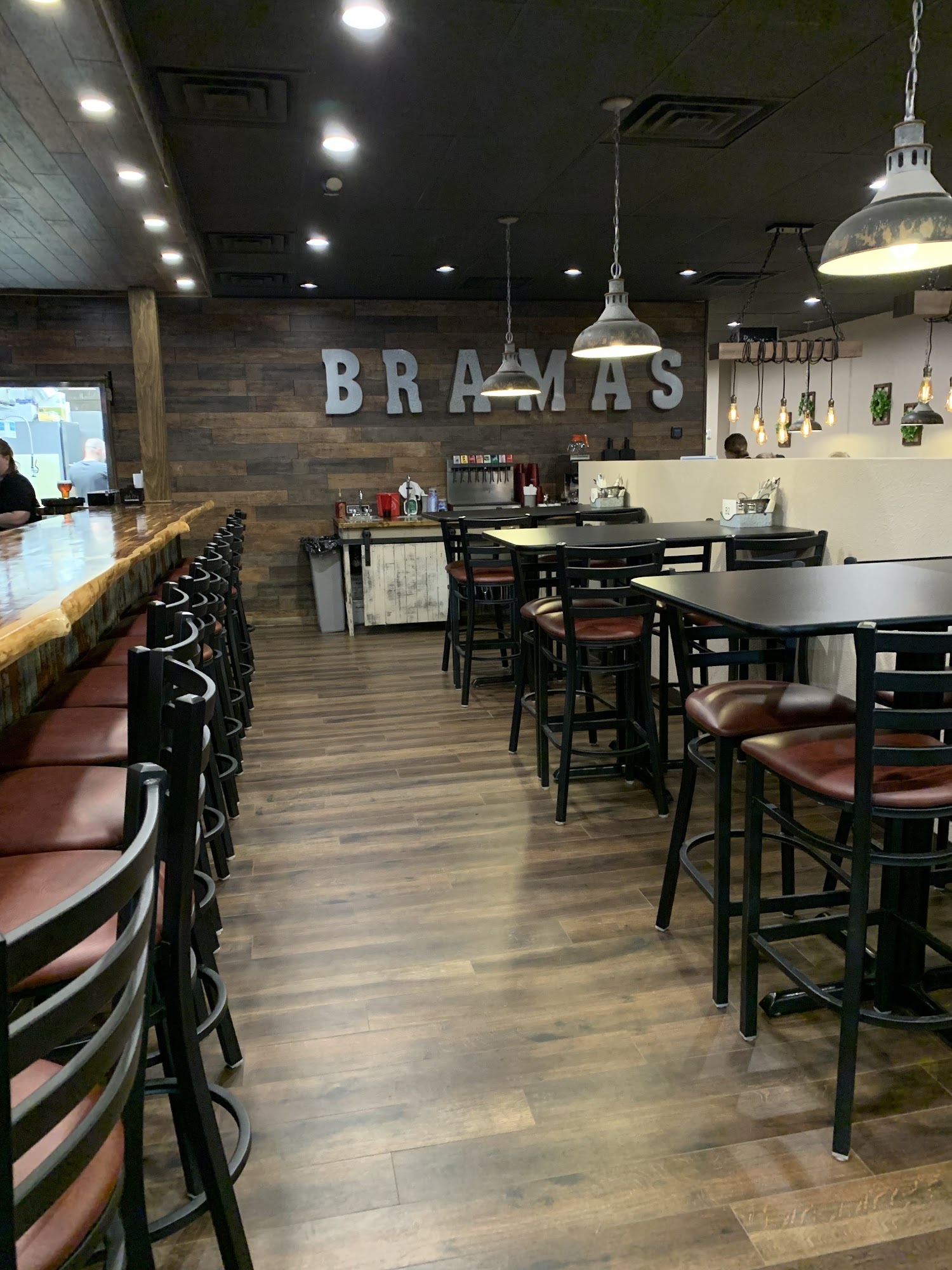 Brama's Pizzeria