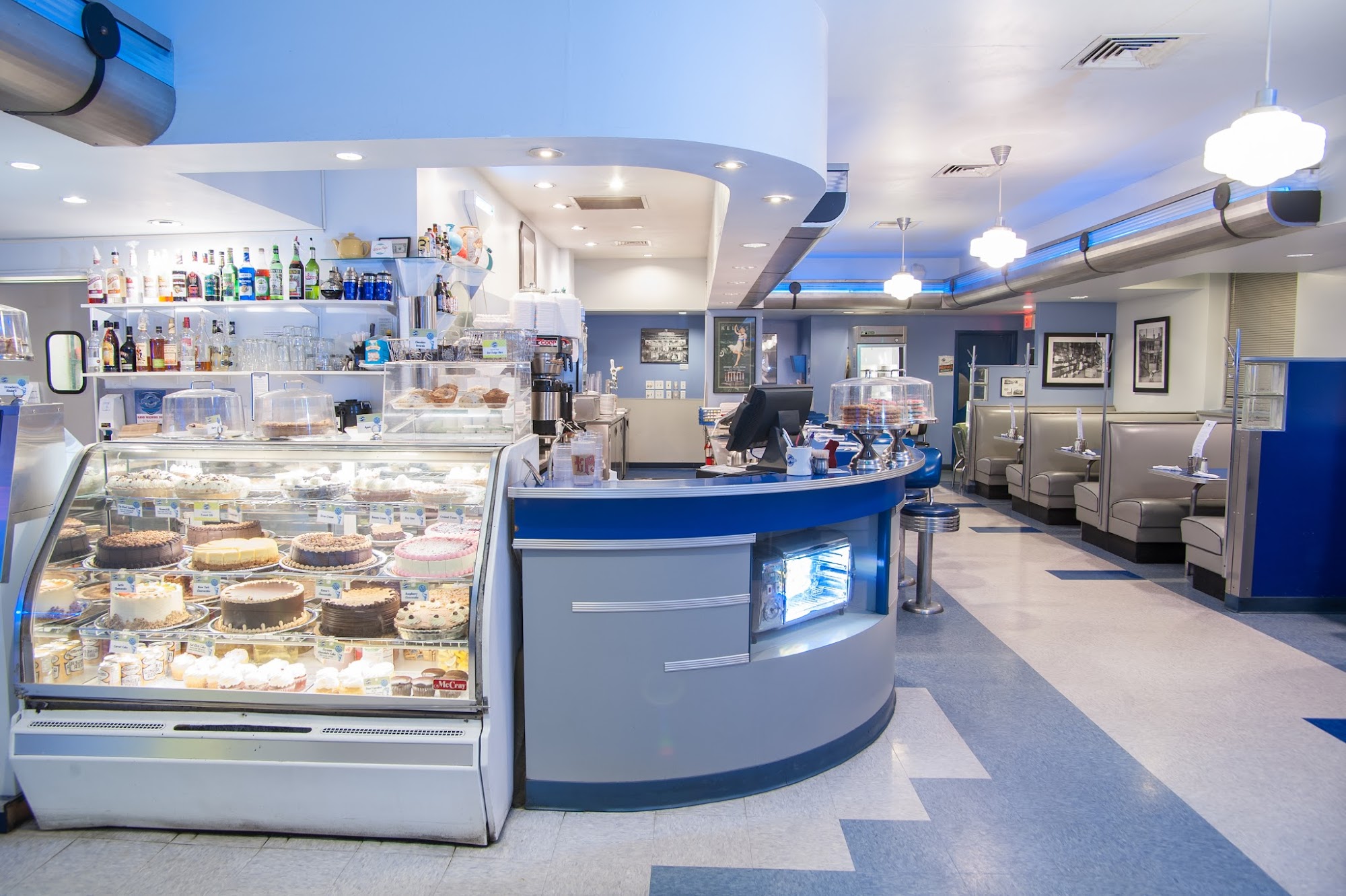 Monty's Blue Plate Diner