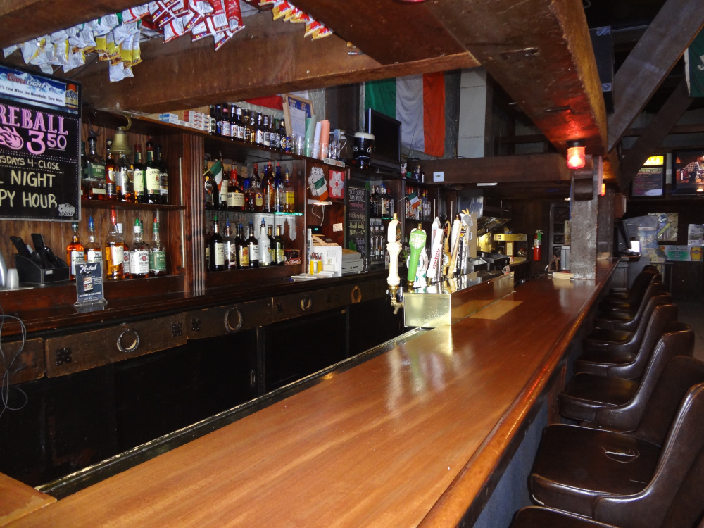 Mackesey's Irish Pub