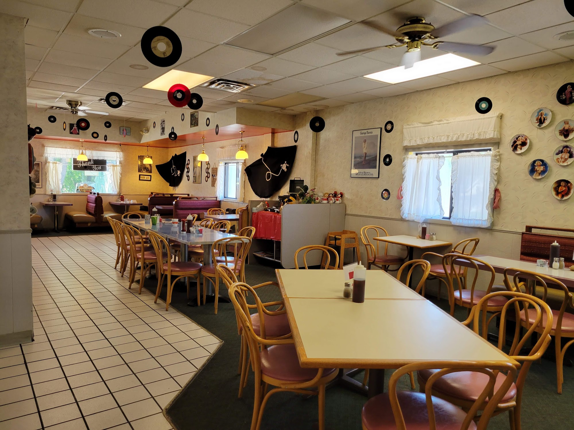 Sandy's Diner