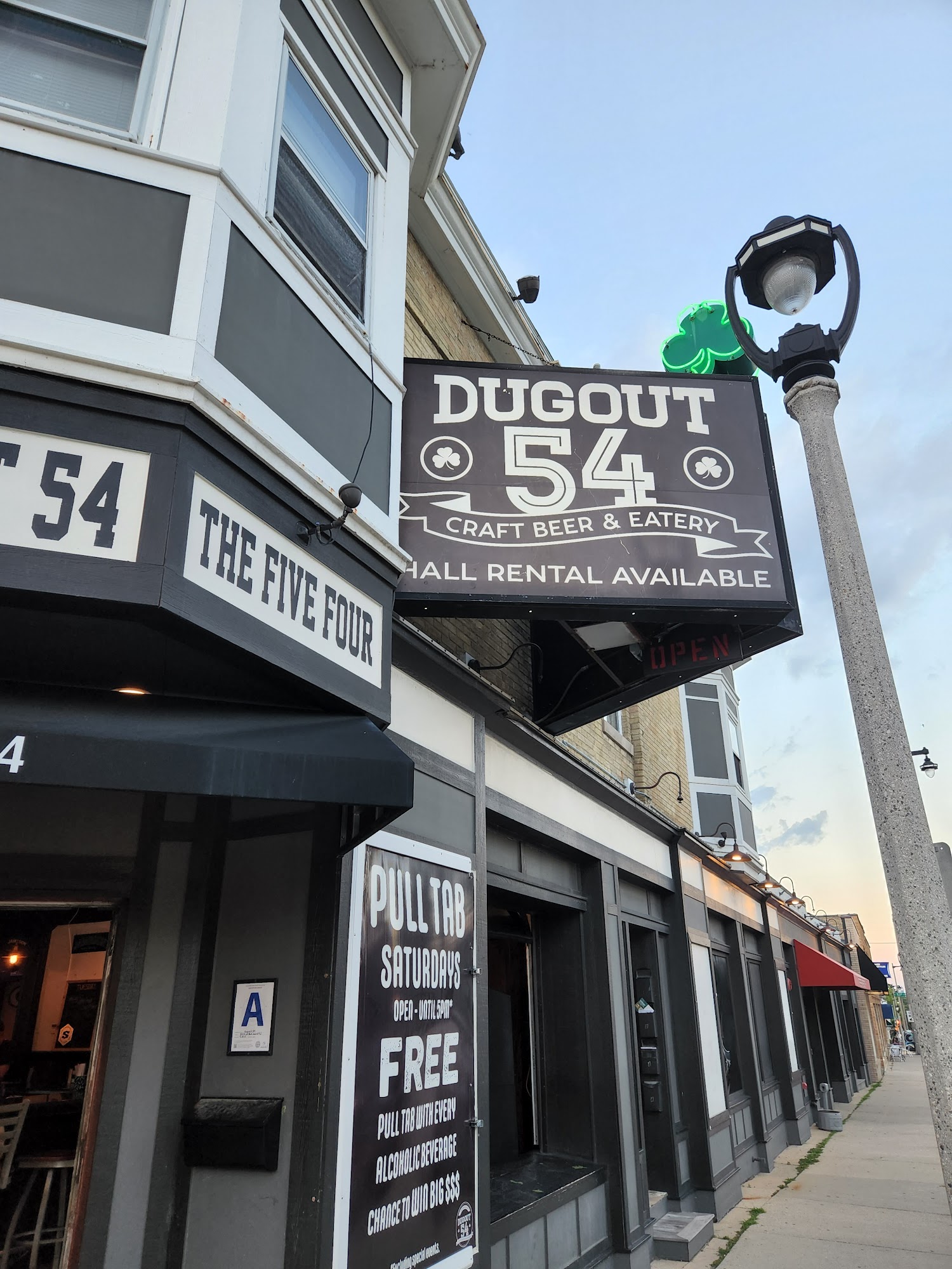 Dugout 54