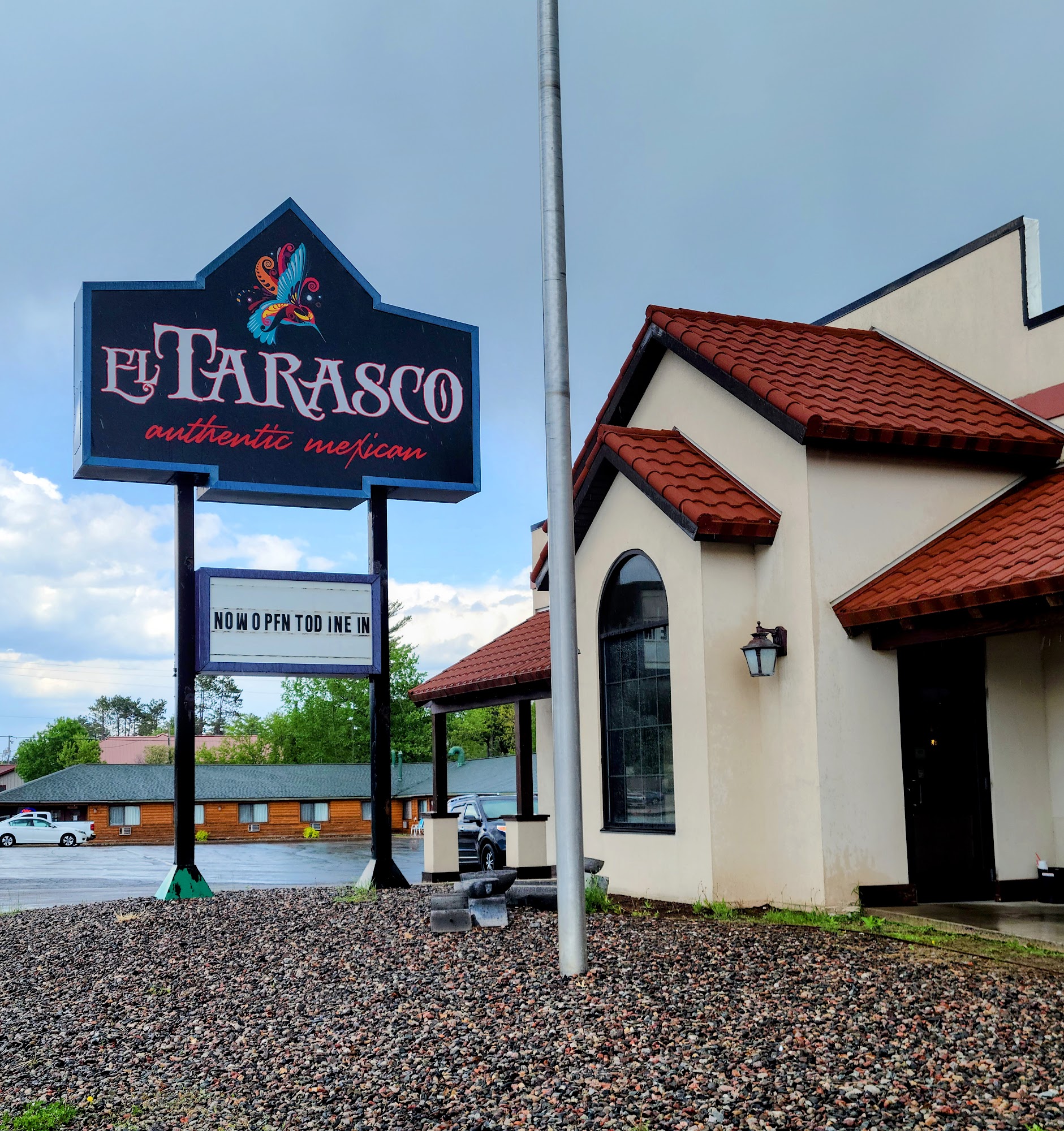 El Tarasco Mexican Restaurant