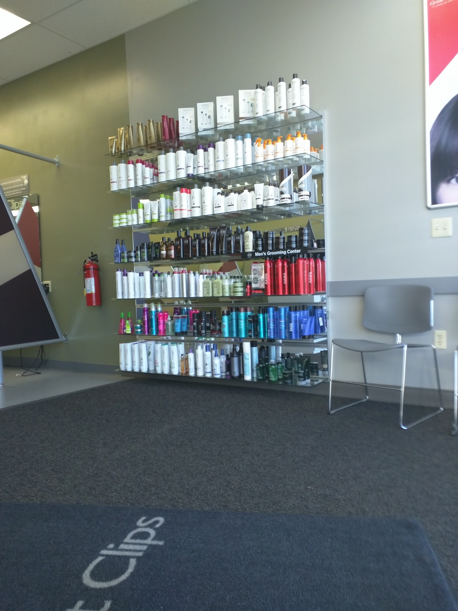 Great Clips 118 8th St, Monroe Wisconsin 53566