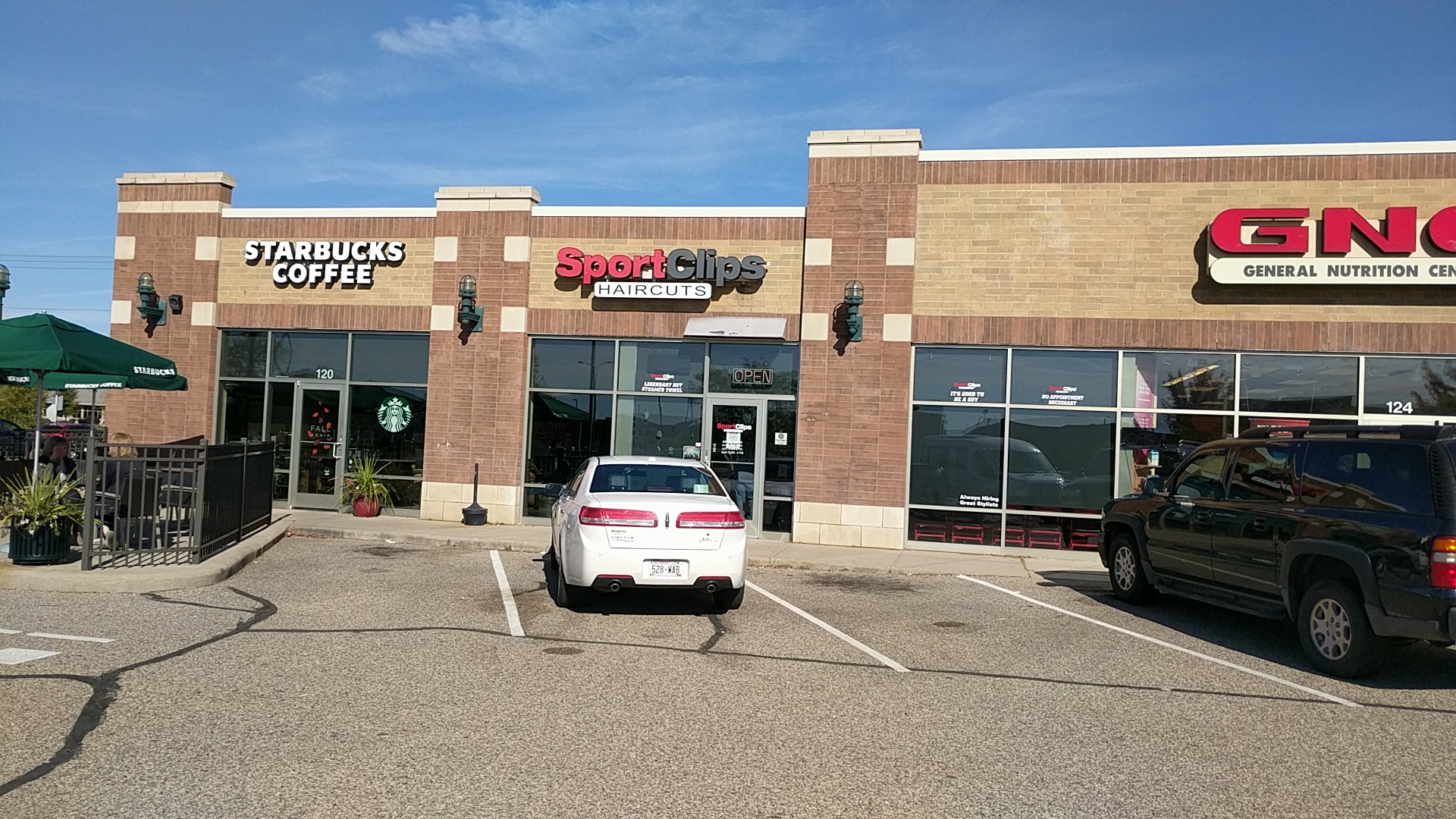 Sport Clips Haircuts of Shoppes of Crossroad Commons 122 Crossroads Dr, Plover Wisconsin 54467