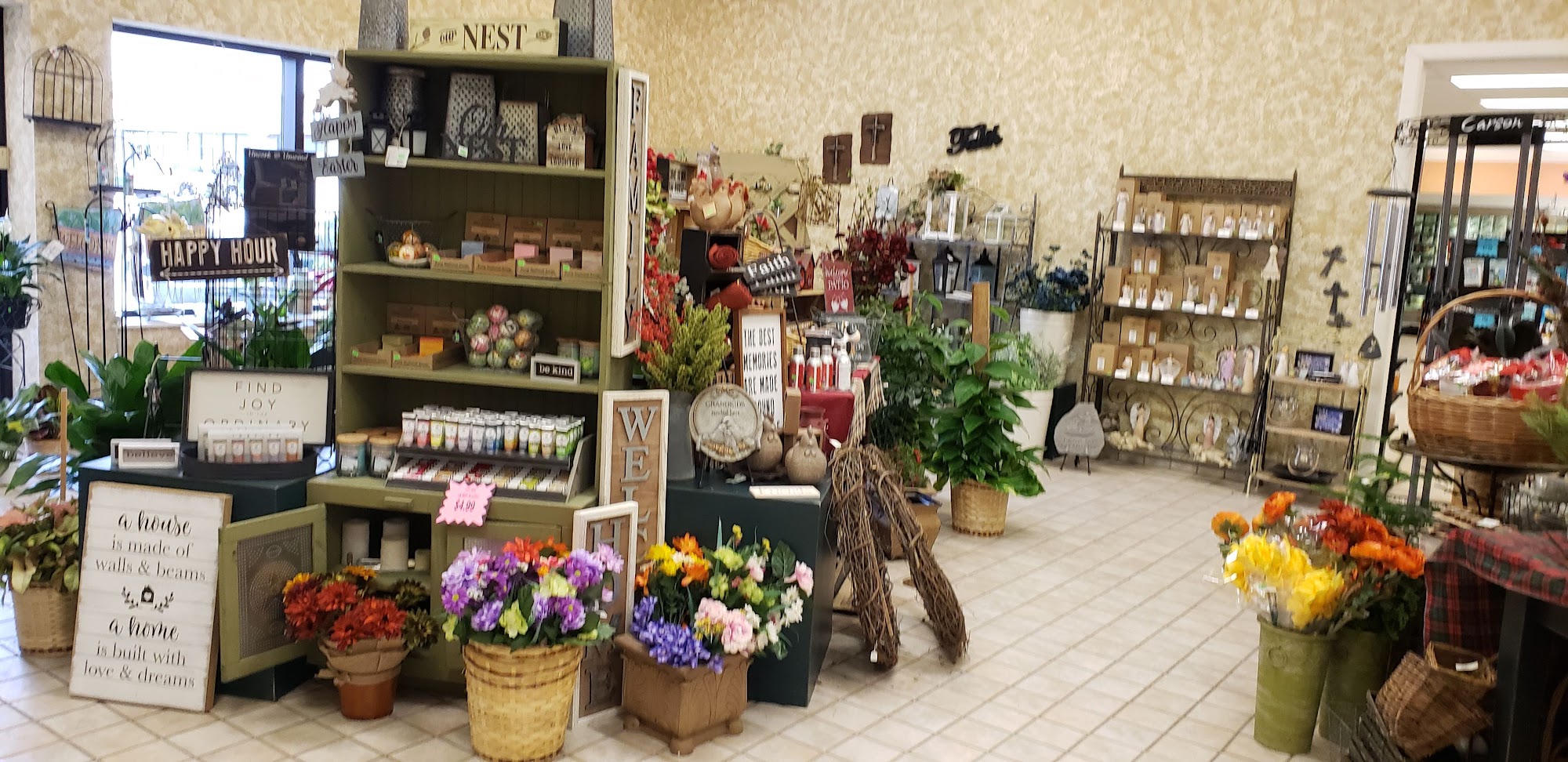 Blooming Basket Floral Shop 30 Riverside Square, Prairie du Chien Wisconsin 53821