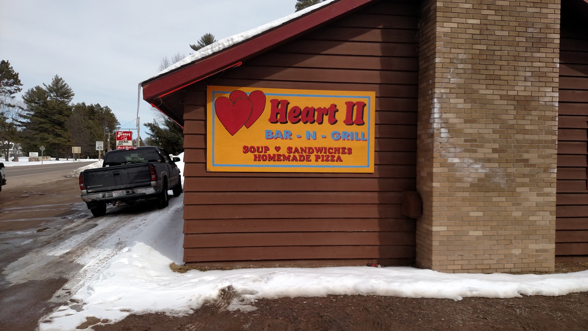 Heart II Bar & Grill