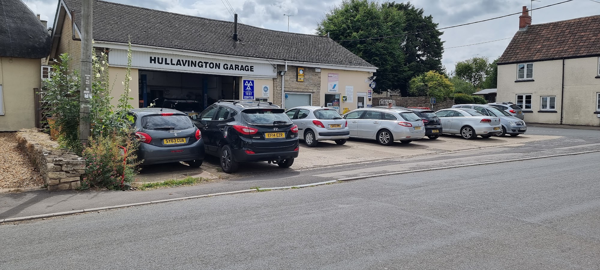 Hullavington Garage