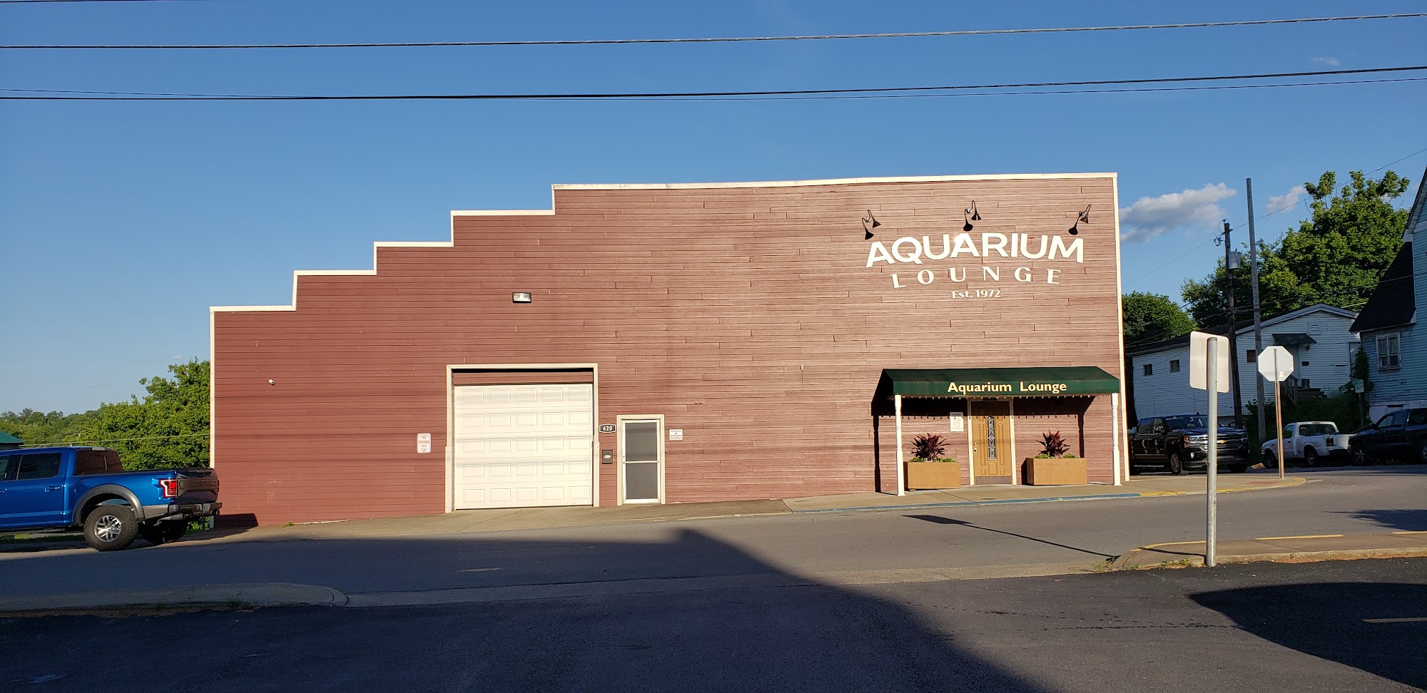 Aquarium Lounge