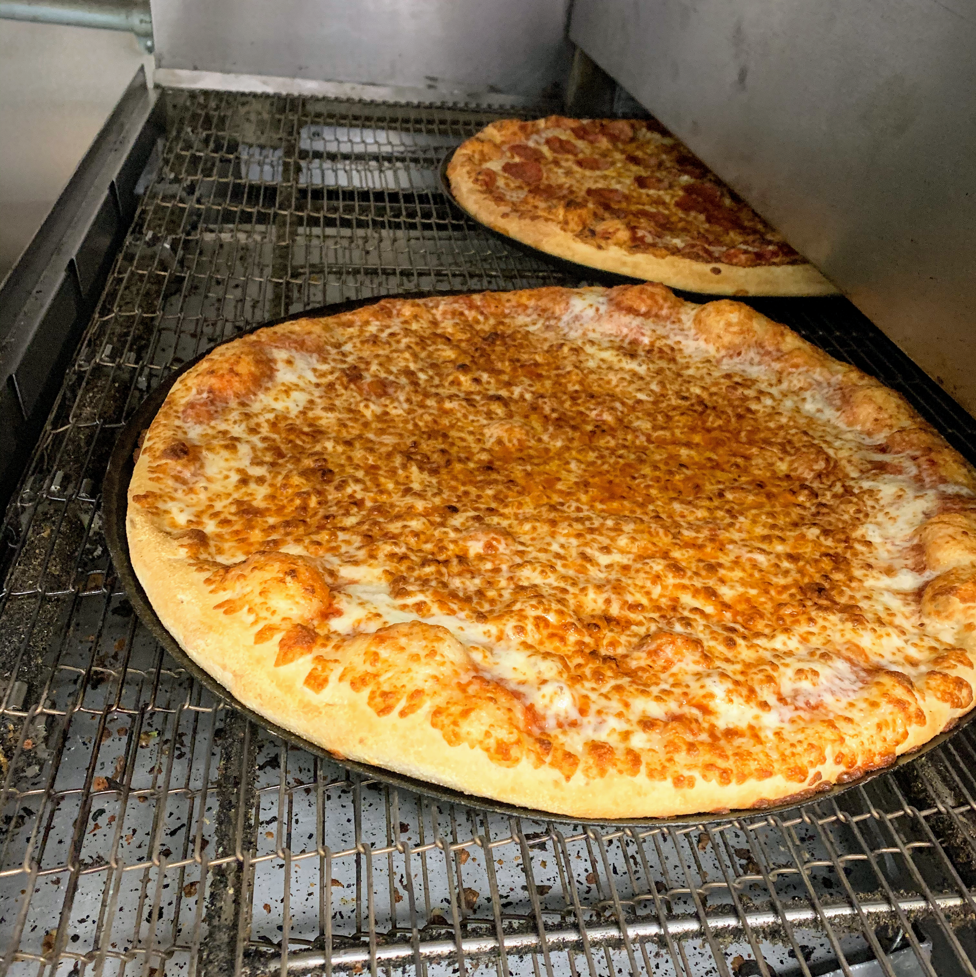 Husson's Pizza - South Charleston