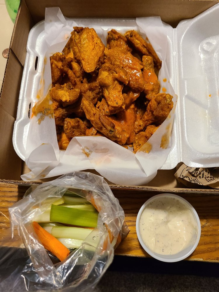 Wyoming Hot Wings